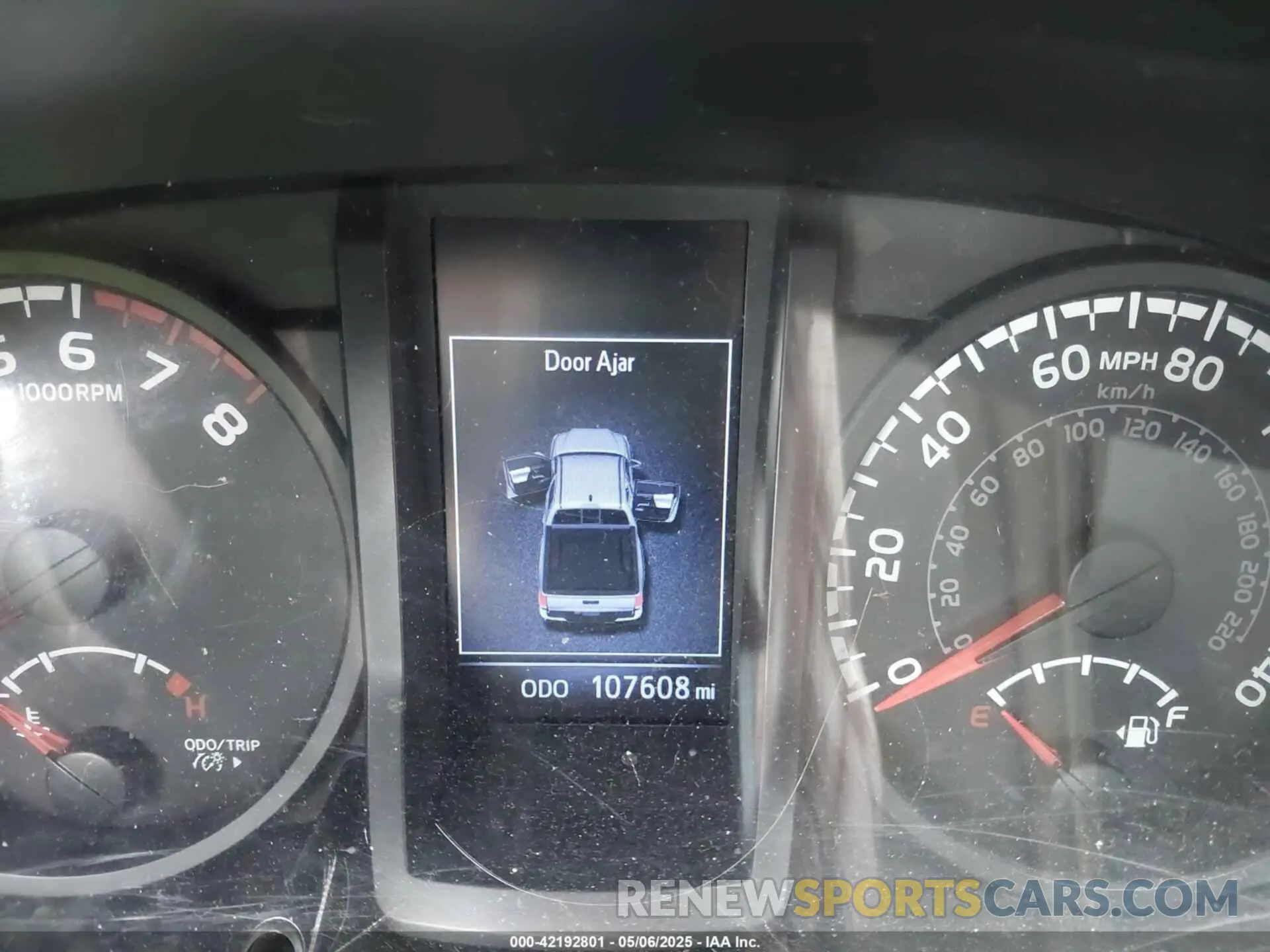 15 Photograph of a damaged car 3TMCZ5AN3KM202132 TOYOTA TACOMA 2019