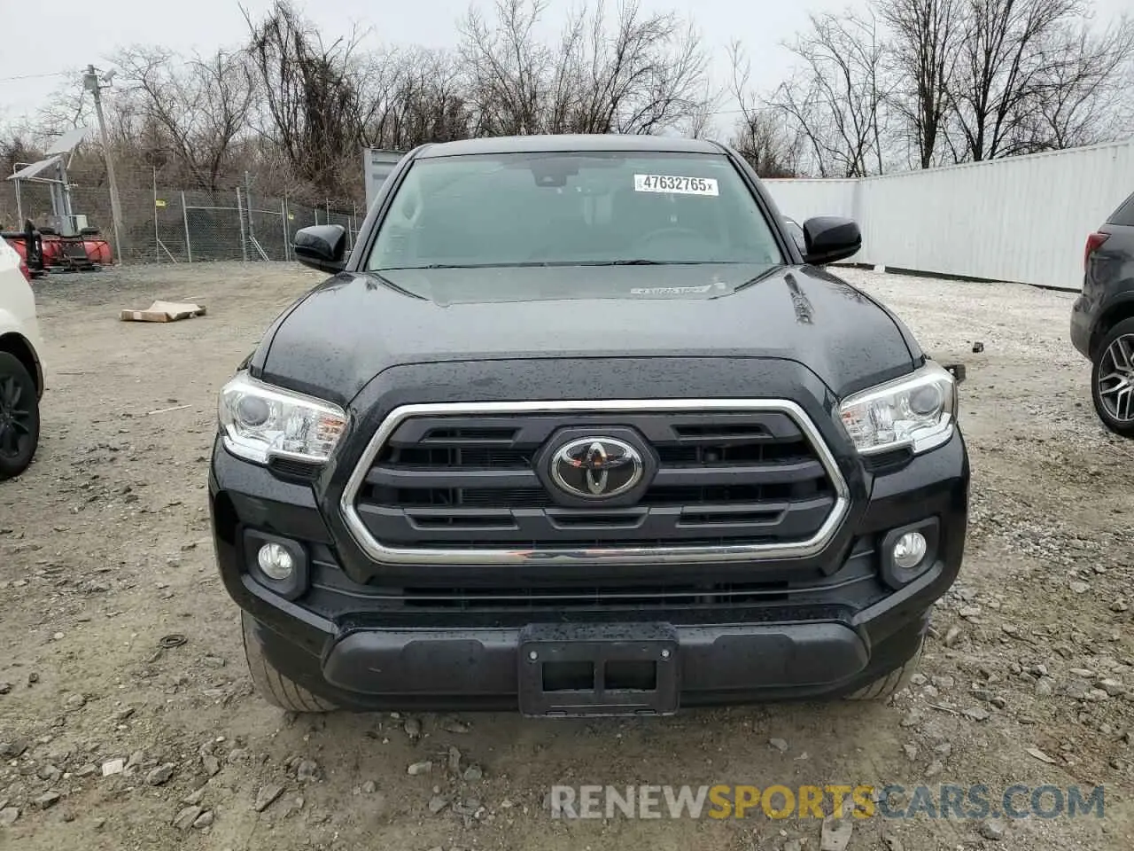 5 Photograph of a damaged car 3TMCZ5AN3KM224793 TOYOTA TACOMA 2019