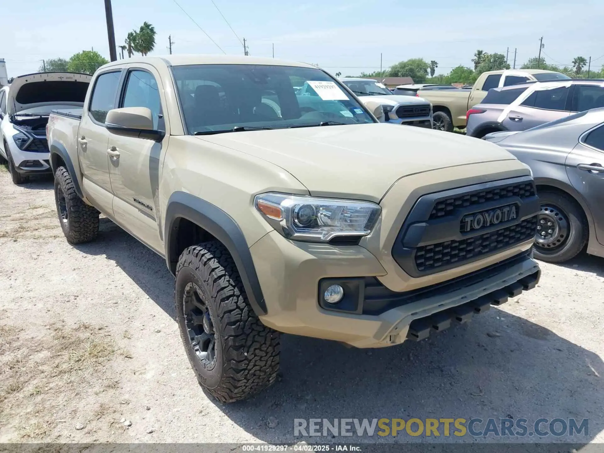 1 Photograph of a damaged car 3TMCZ5AN3KM232103 TOYOTA TACOMA 2019