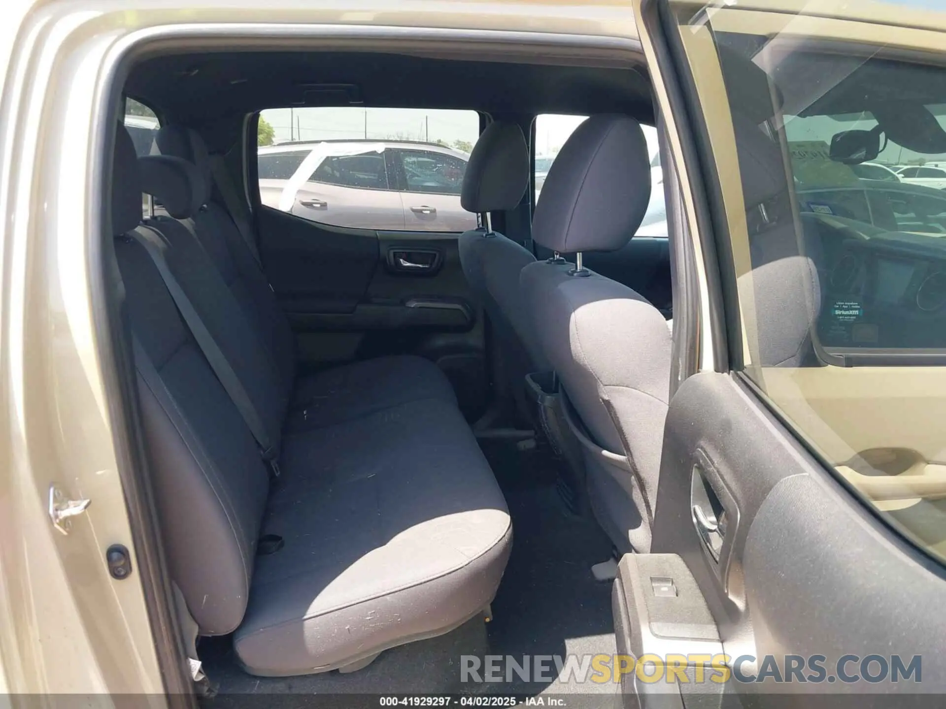 8 Photograph of a damaged car 3TMCZ5AN3KM232103 TOYOTA TACOMA 2019