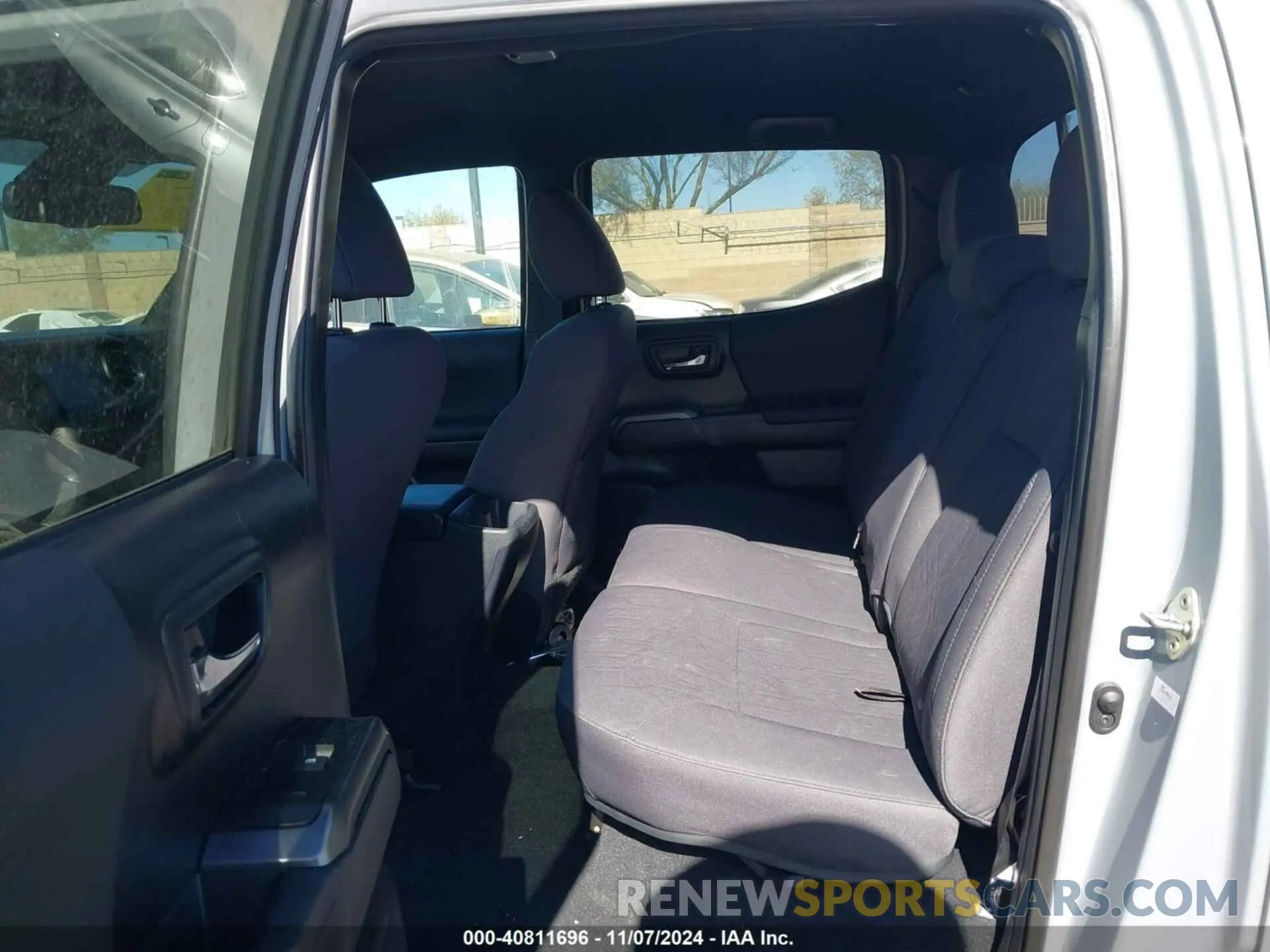 8 Photograph of a damaged car 3TMCZ5AN3KM260757 TOYOTA TACOMA 2019