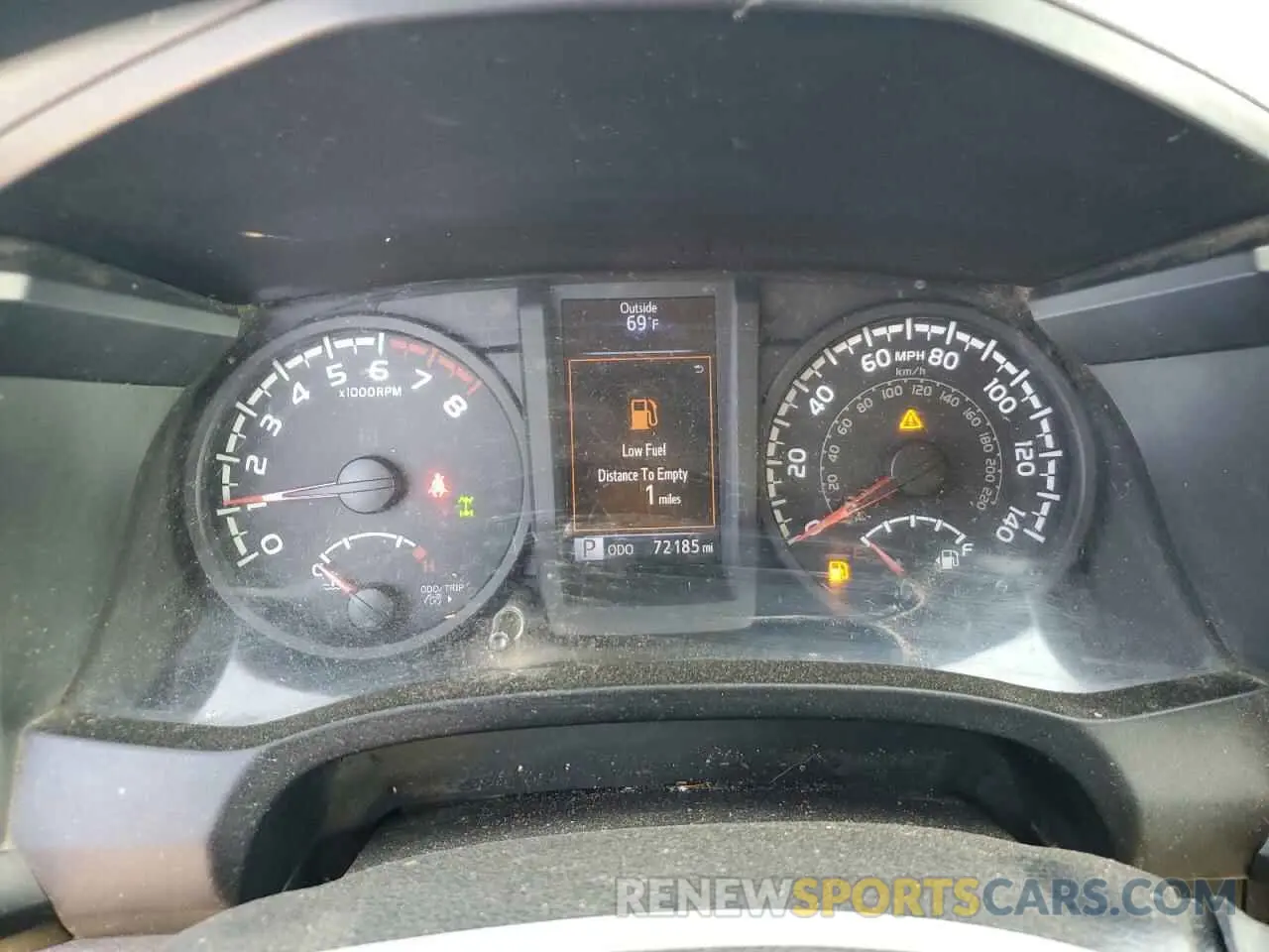 9 Photograph of a damaged car 3TMCZ5AN3KM278305 TOYOTA TACOMA 2019