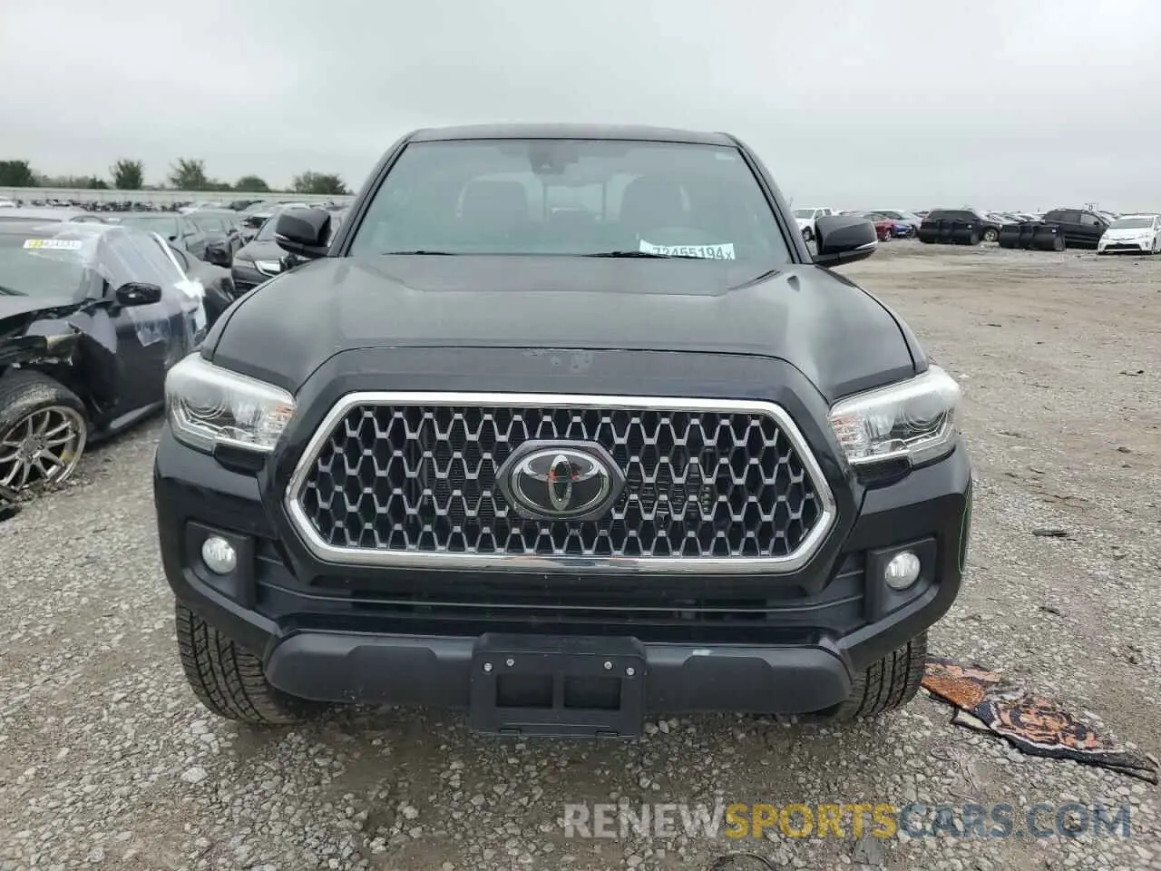 5 Photograph of a damaged car 3TMCZ5AN3KM281768 TOYOTA TACOMA 2019