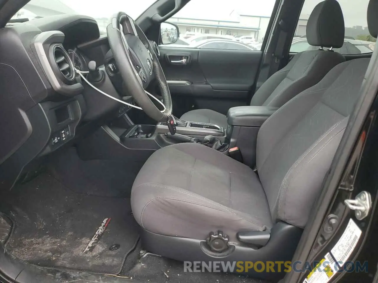 7 Photograph of a damaged car 3TMCZ5AN3KM281768 TOYOTA TACOMA 2019