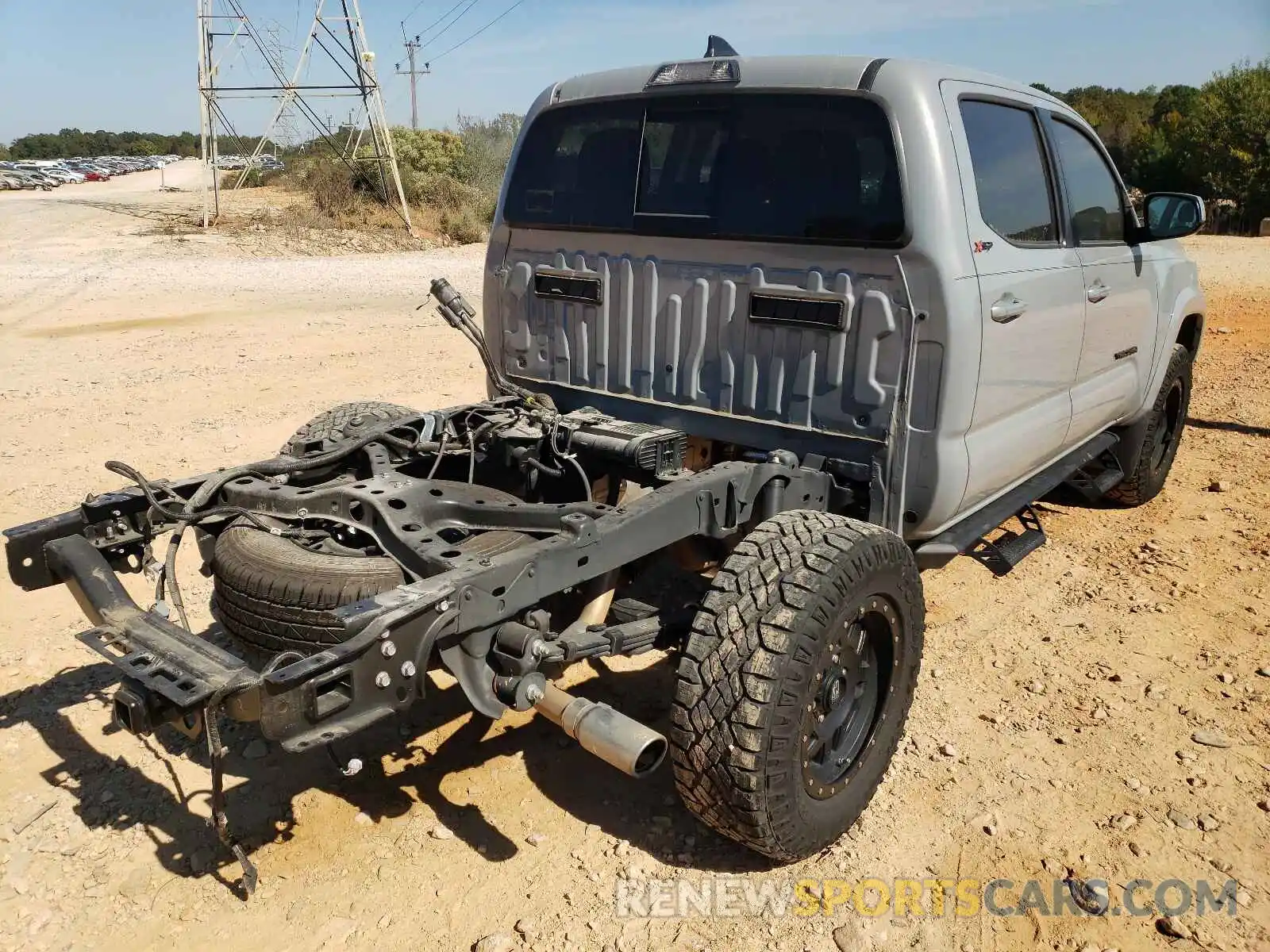 4 Photograph of a damaged car 3TMCZ5AN4KM202902 TOYOTA TACOMA 2019