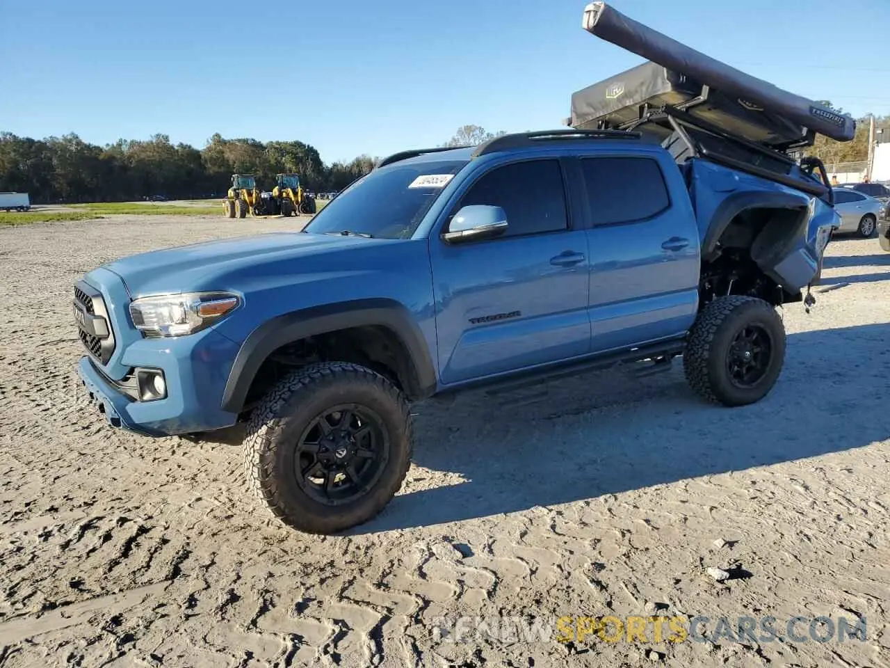 1 Photograph of a damaged car 3TMCZ5AN4KM242235 TOYOTA TACOMA 2019