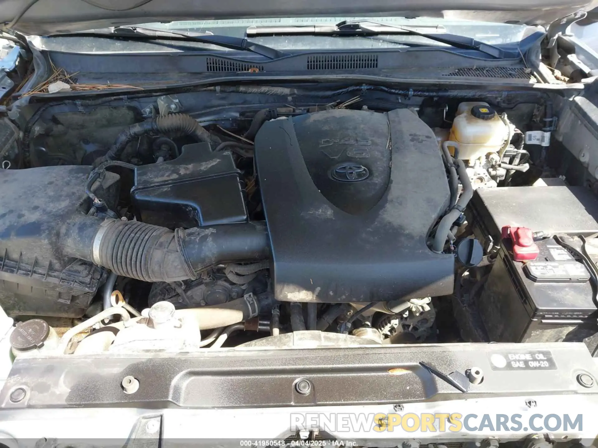 10 Photograph of a damaged car 3TMCZ5AN4KM244356 TOYOTA TACOMA 2019
