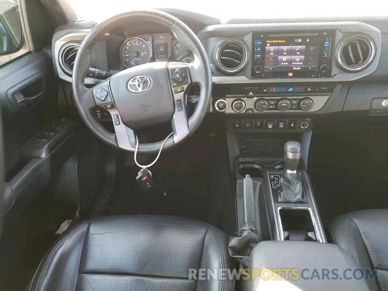 8 Photograph of a damaged car 3TMCZ5AN4KM249931 TOYOTA TACOMA 2019