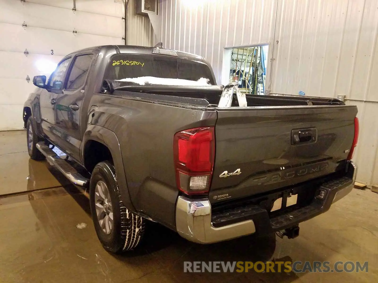 3 Photograph of a damaged car 3TMCZ5AN4KM257933 TOYOTA TACOMA 2019