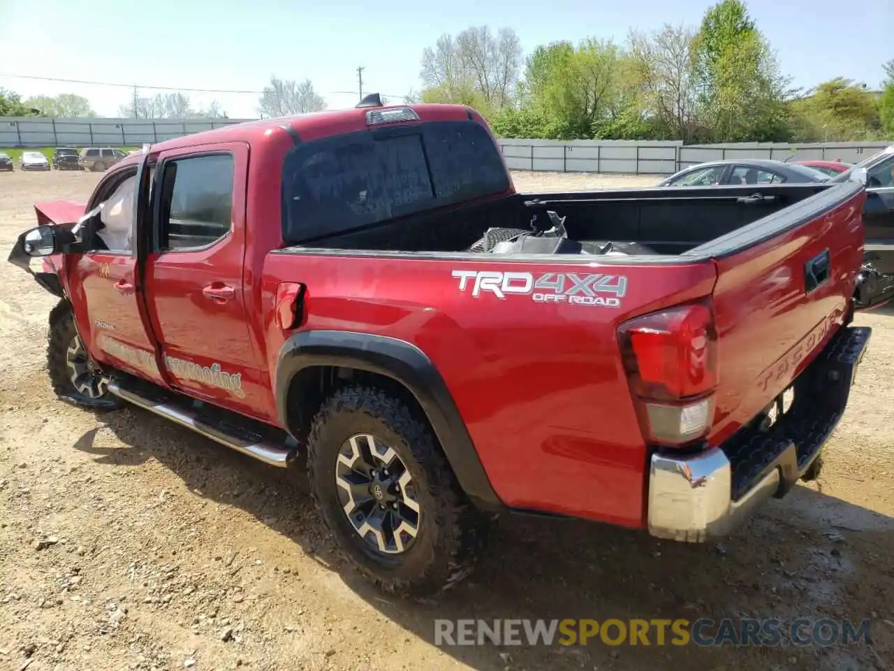 3 Photograph of a damaged car 3TMCZ5AN4KM261156 TOYOTA TACOMA 2019