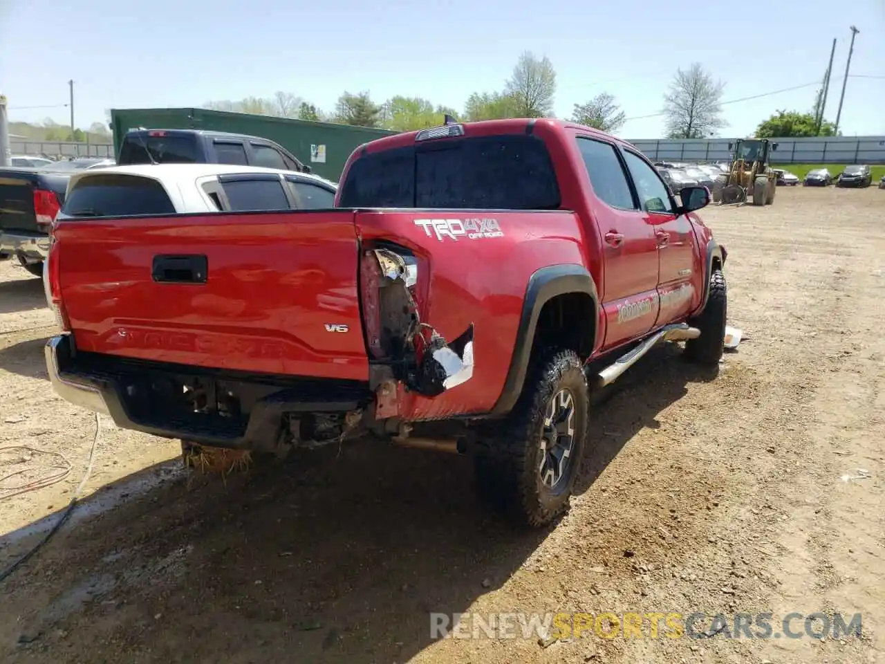 4 Photograph of a damaged car 3TMCZ5AN4KM261156 TOYOTA TACOMA 2019