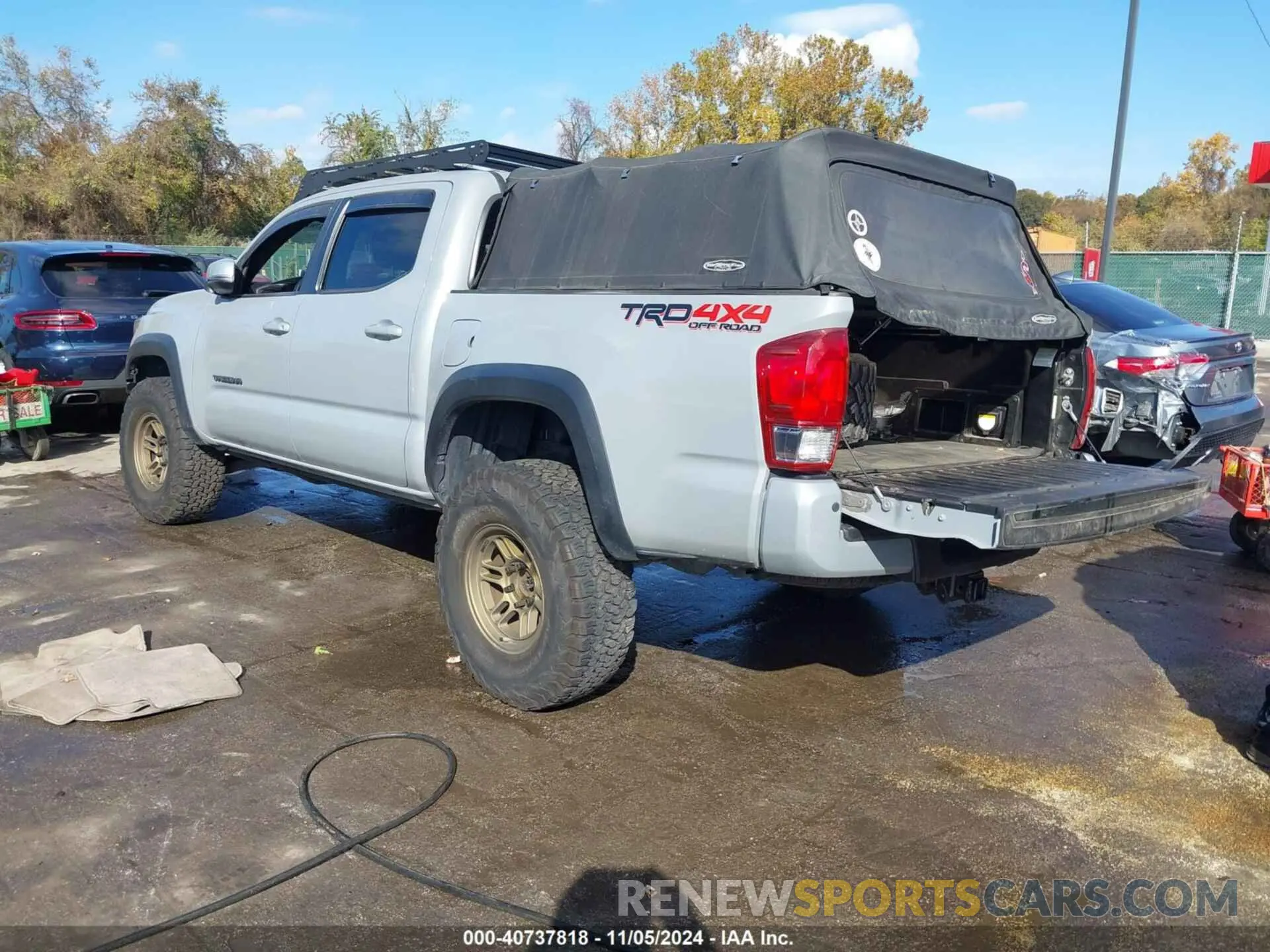 3 Photograph of a damaged car 3TMCZ5AN4KM265935 TOYOTA TACOMA 2019