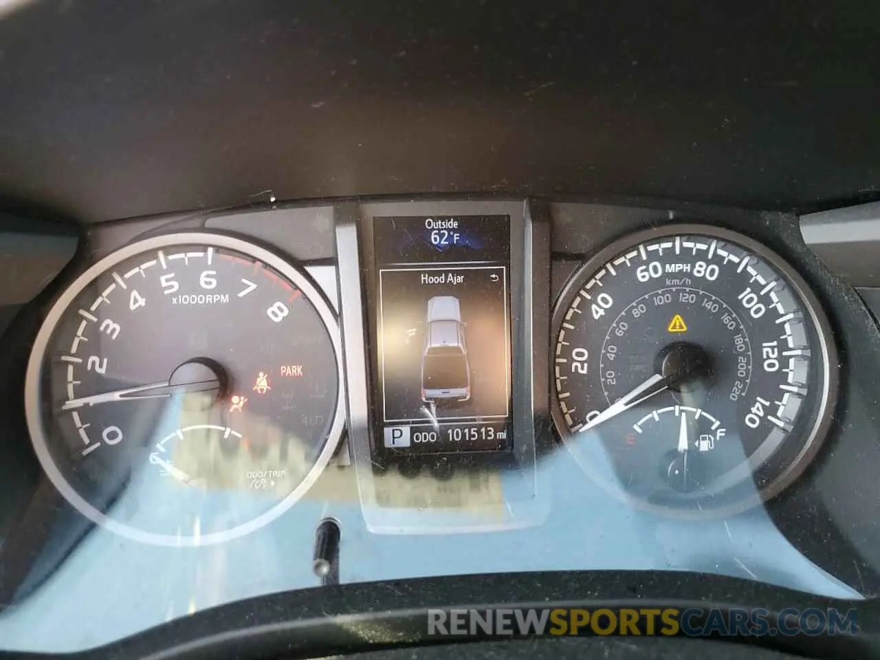9 Photograph of a damaged car 3TMCZ5AN4KM273999 TOYOTA TACOMA 2019