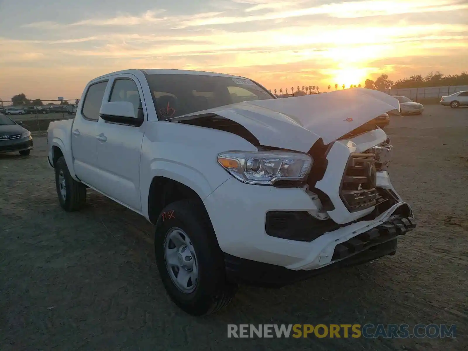 1 Photograph of a damaged car 3TMCZ5AN5KM191313 TOYOTA TACOMA 2019