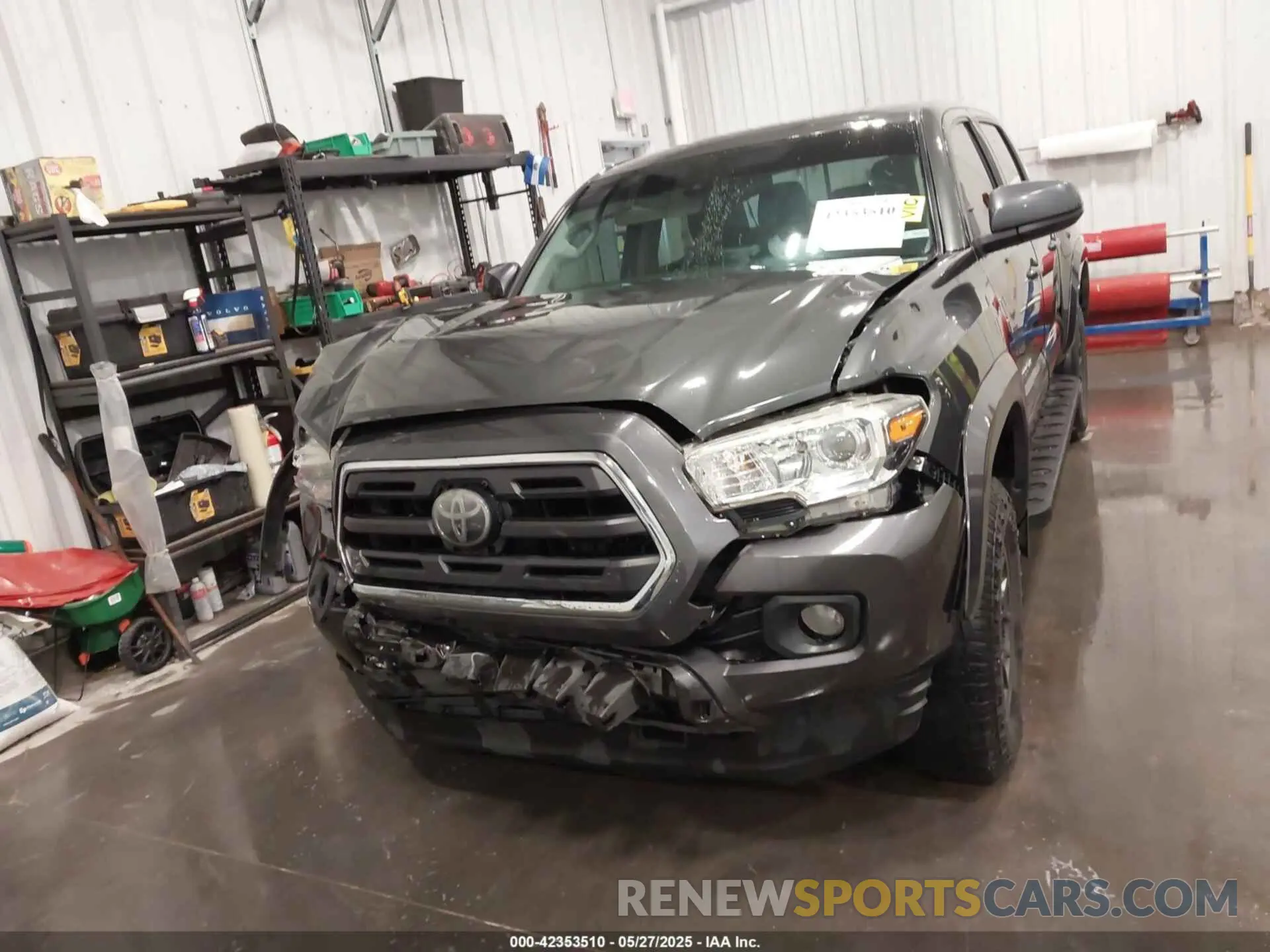 12 Photograph of a damaged car 3TMCZ5AN5KM194387 TOYOTA TACOMA 2019