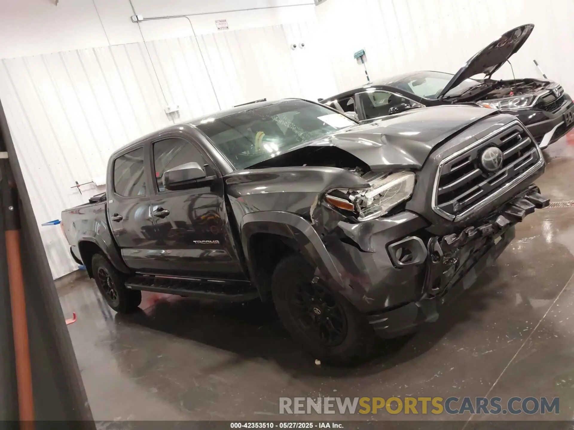 13 Photograph of a damaged car 3TMCZ5AN5KM194387 TOYOTA TACOMA 2019