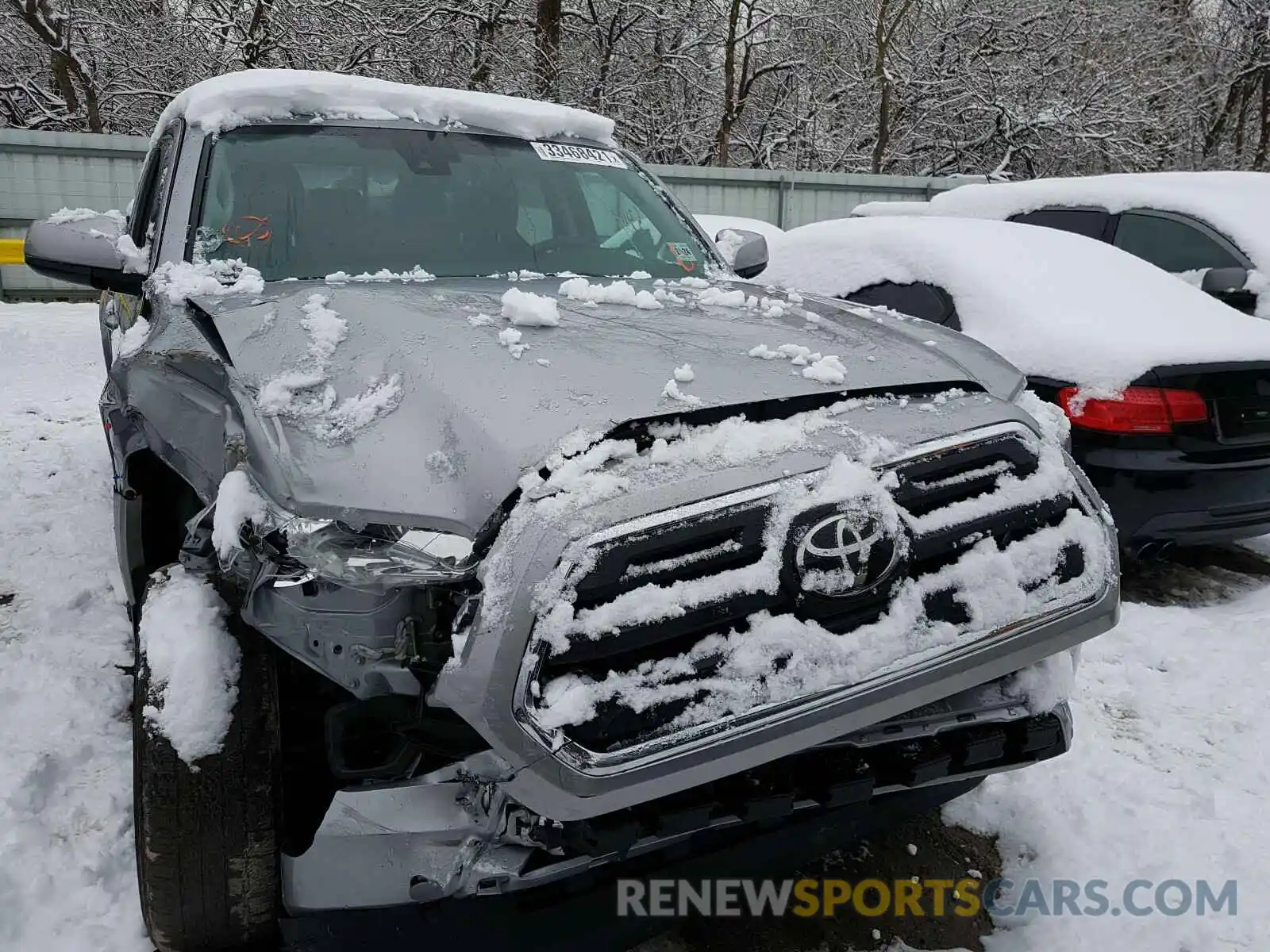 7 Photograph of a damaged car 3TMCZ5AN5KM196236 TOYOTA TACOMA 2019