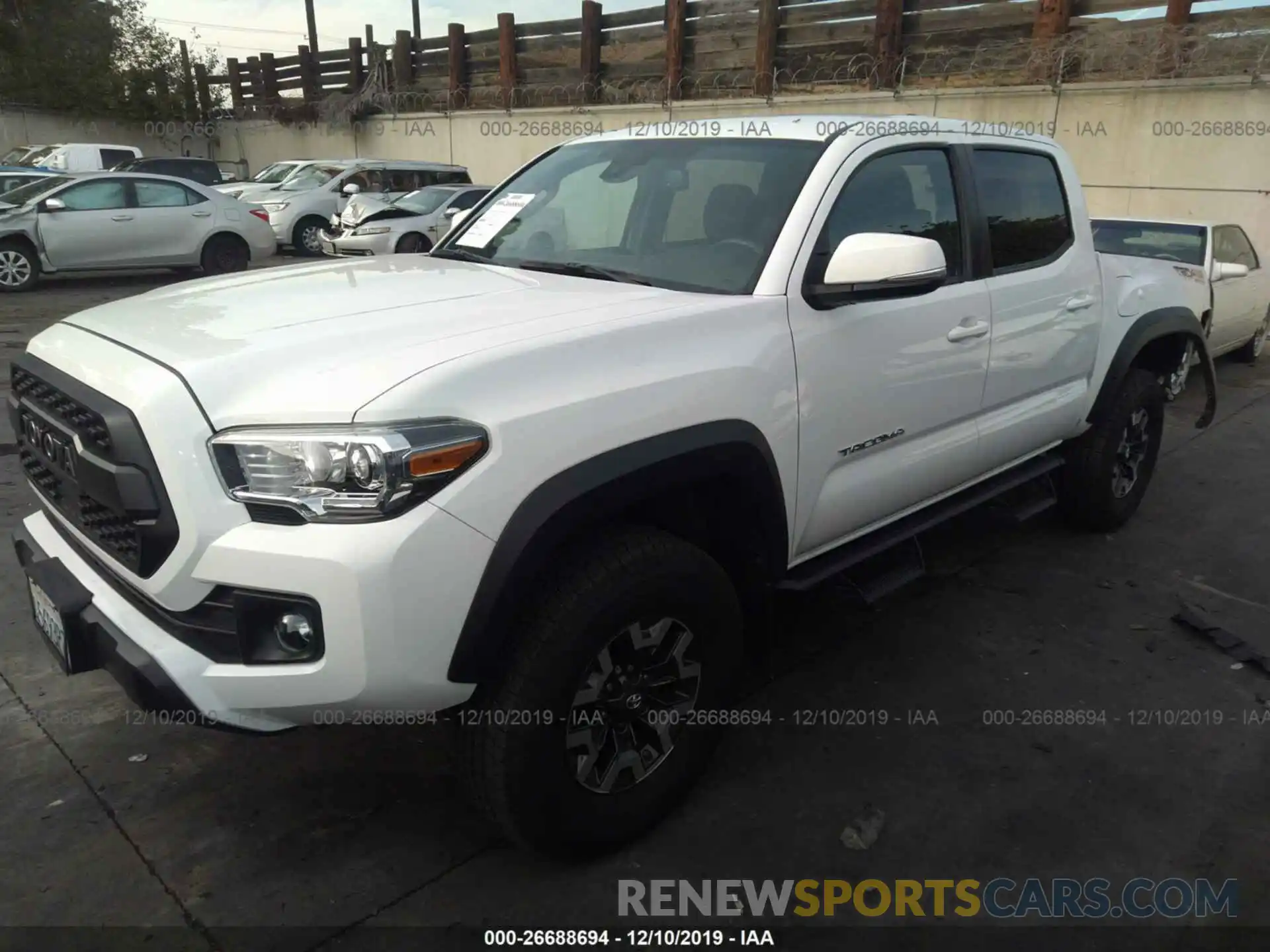 2 Photograph of a damaged car 3TMCZ5AN5KM200642 TOYOTA TACOMA 2019