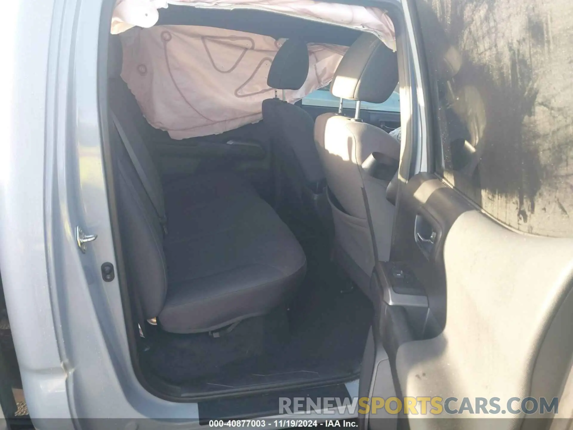 8 Photograph of a damaged car 3TMCZ5AN5KM207624 TOYOTA TACOMA 2019