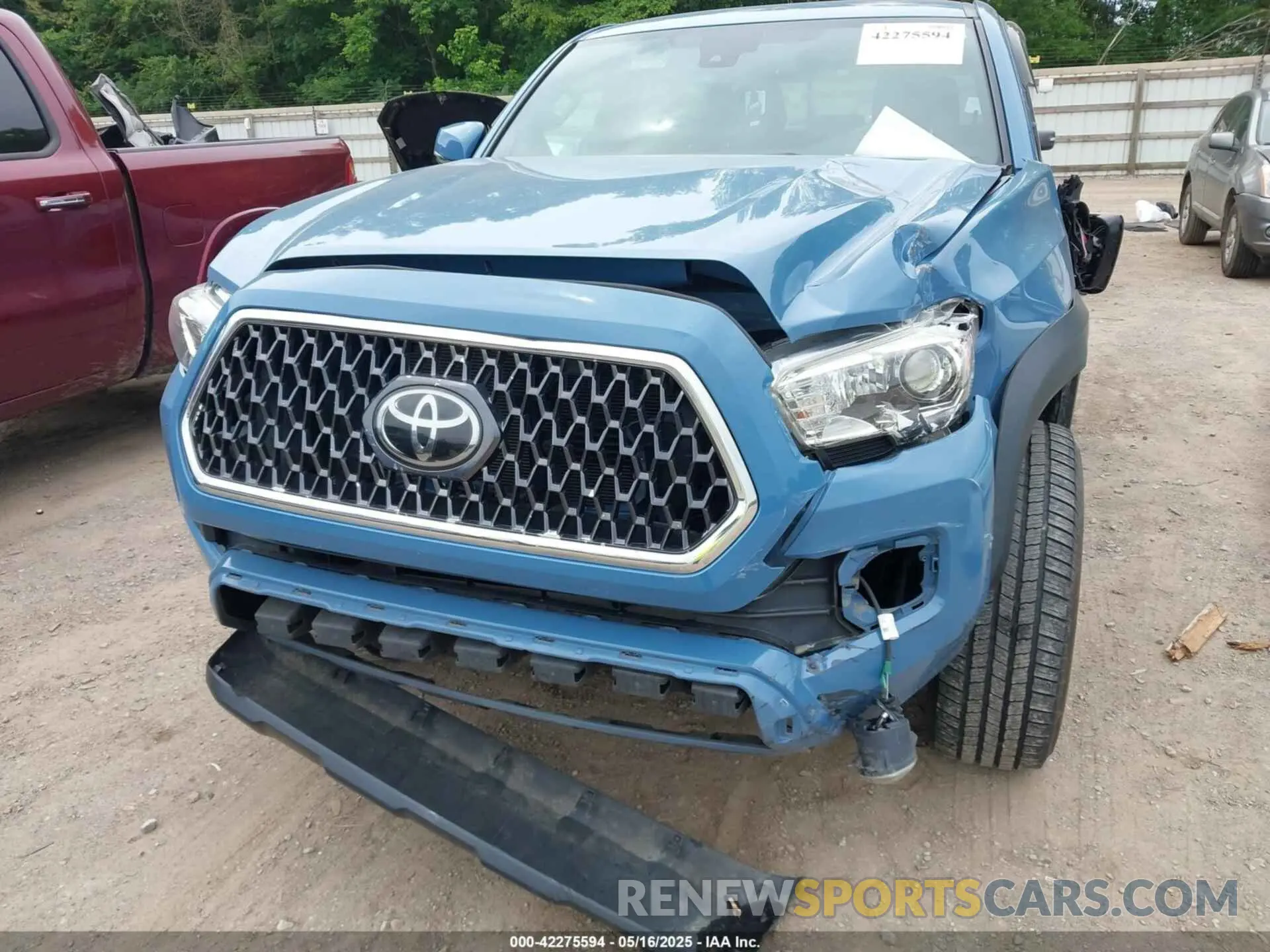 6 Photograph of a damaged car 3TMCZ5AN5KM209115 TOYOTA TACOMA 2019