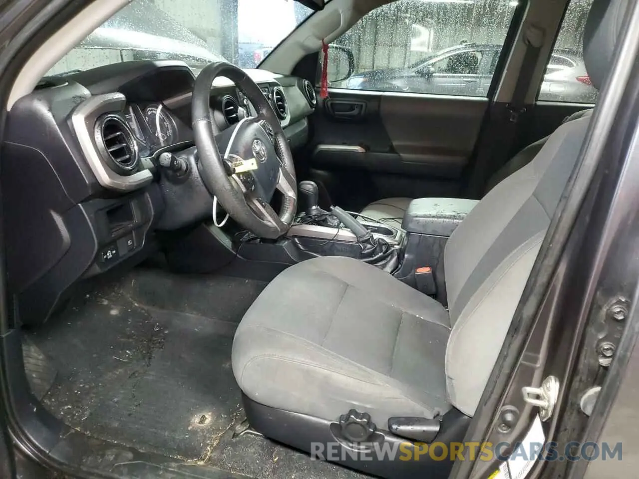 7 Photograph of a damaged car 3TMCZ5AN5KM214377 TOYOTA TACOMA 2019