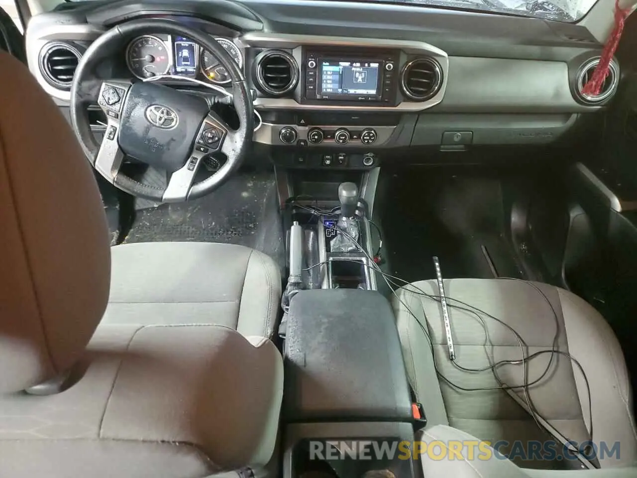 8 Photograph of a damaged car 3TMCZ5AN5KM214377 TOYOTA TACOMA 2019