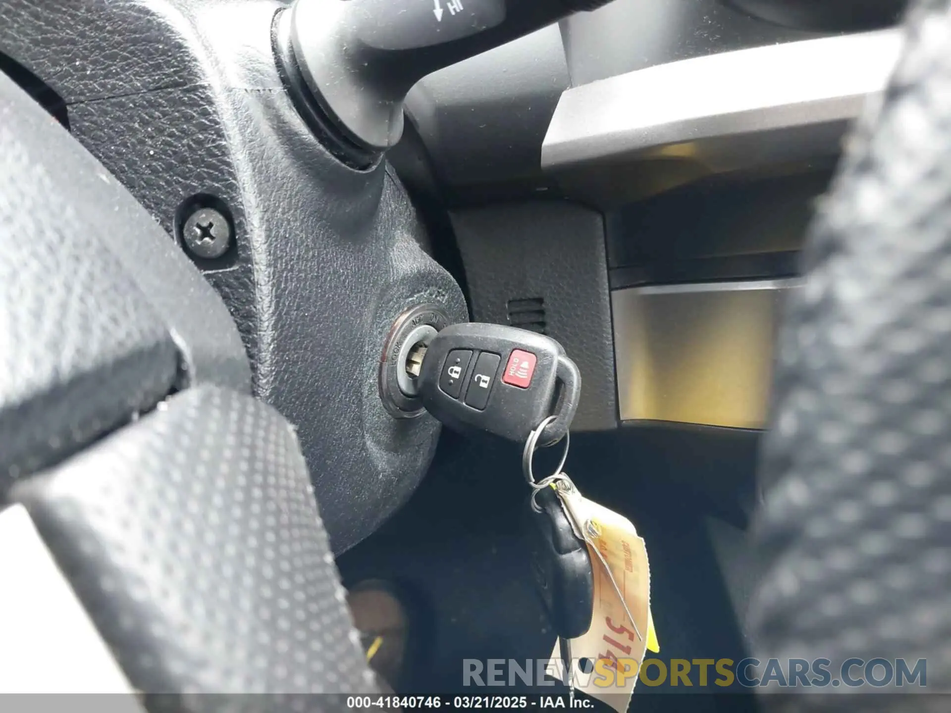11 Photograph of a damaged car 3TMCZ5AN5KM220244 TOYOTA TACOMA 2019