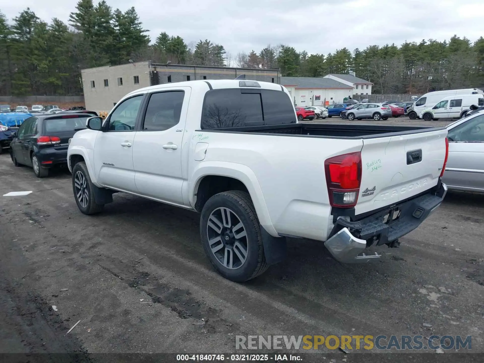 14 Photograph of a damaged car 3TMCZ5AN5KM220244 TOYOTA TACOMA 2019