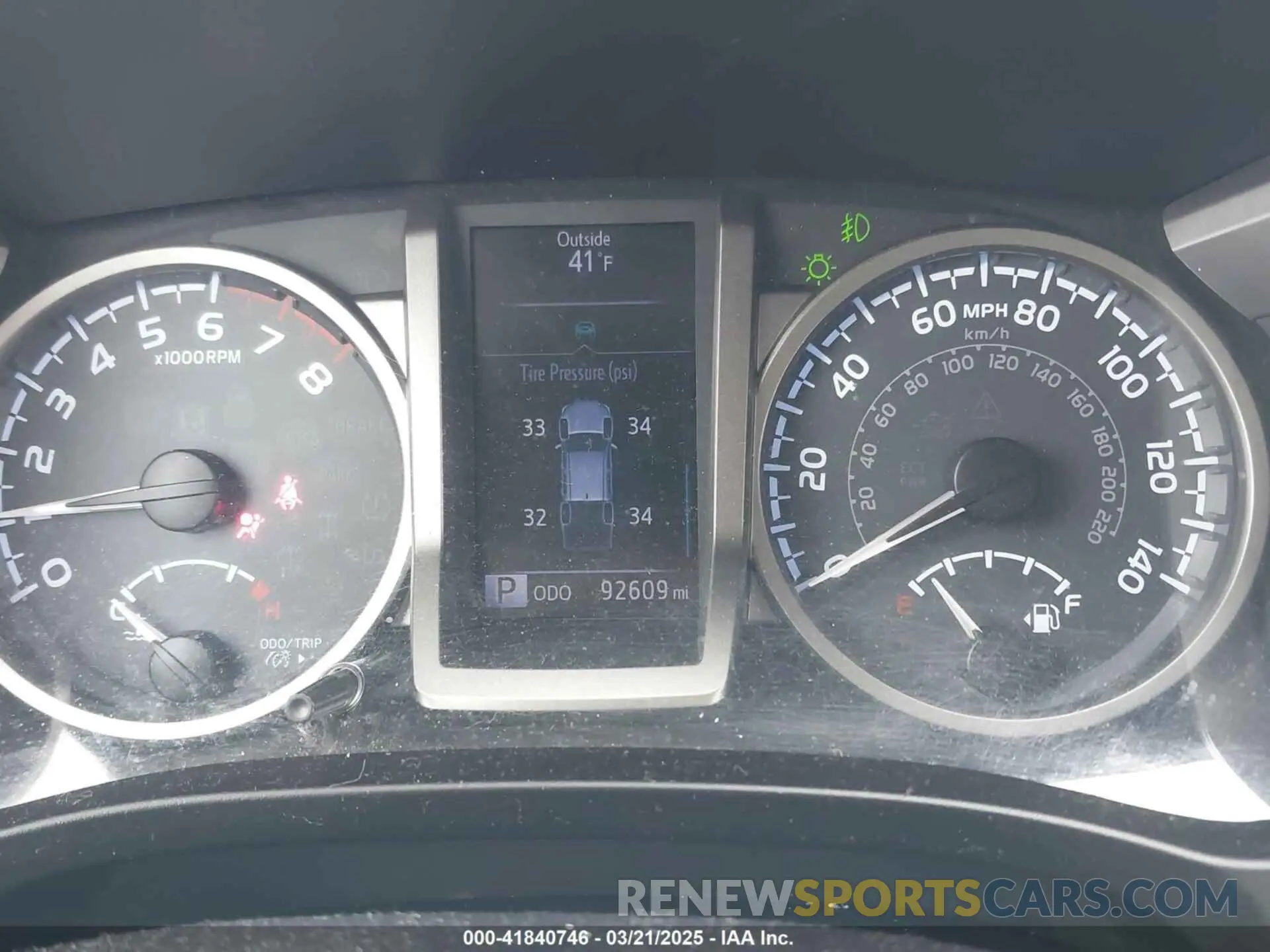 15 Photograph of a damaged car 3TMCZ5AN5KM220244 TOYOTA TACOMA 2019