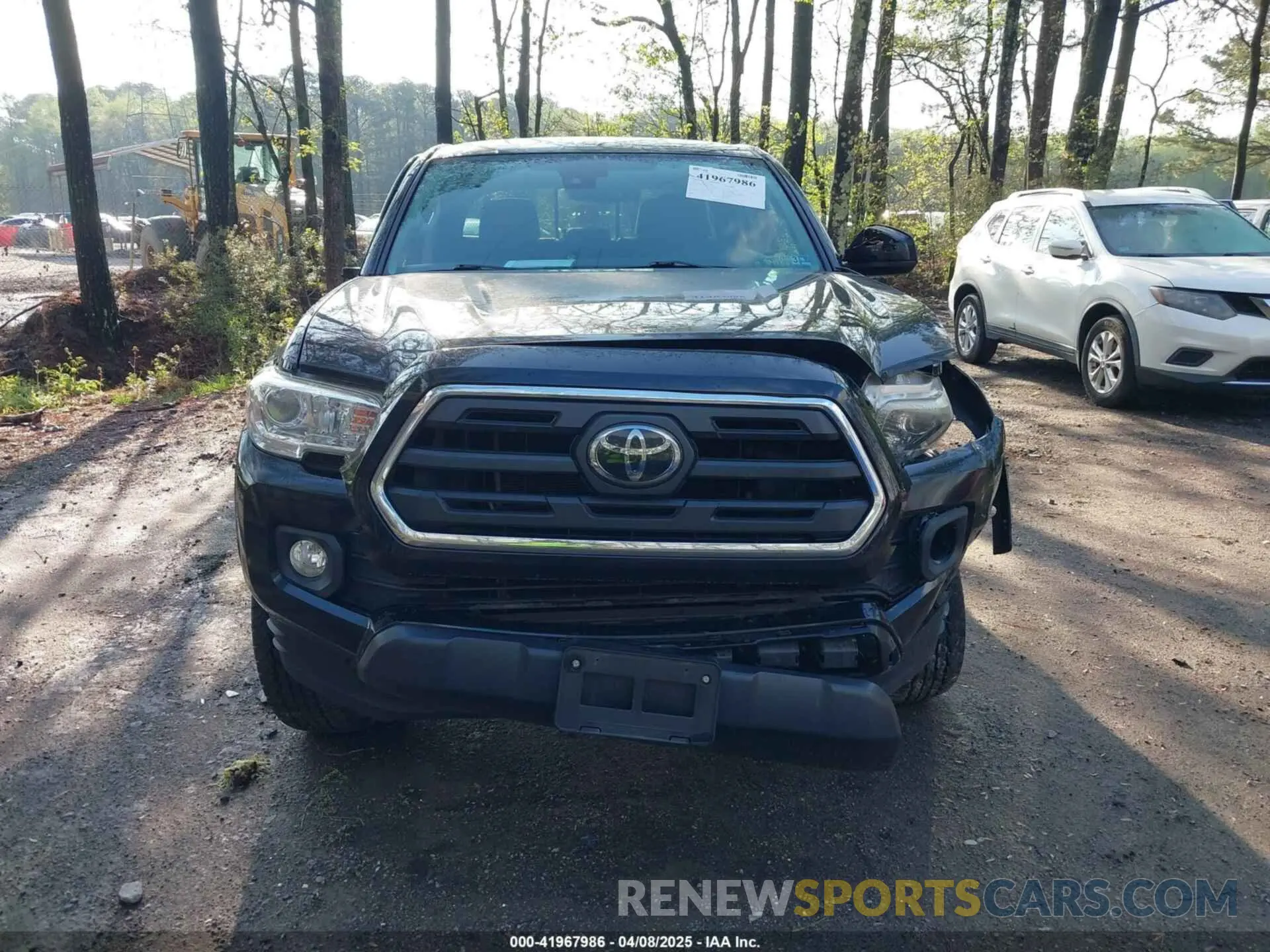 12 Photograph of a damaged car 3TMCZ5AN5KM221720 TOYOTA TACOMA 2019