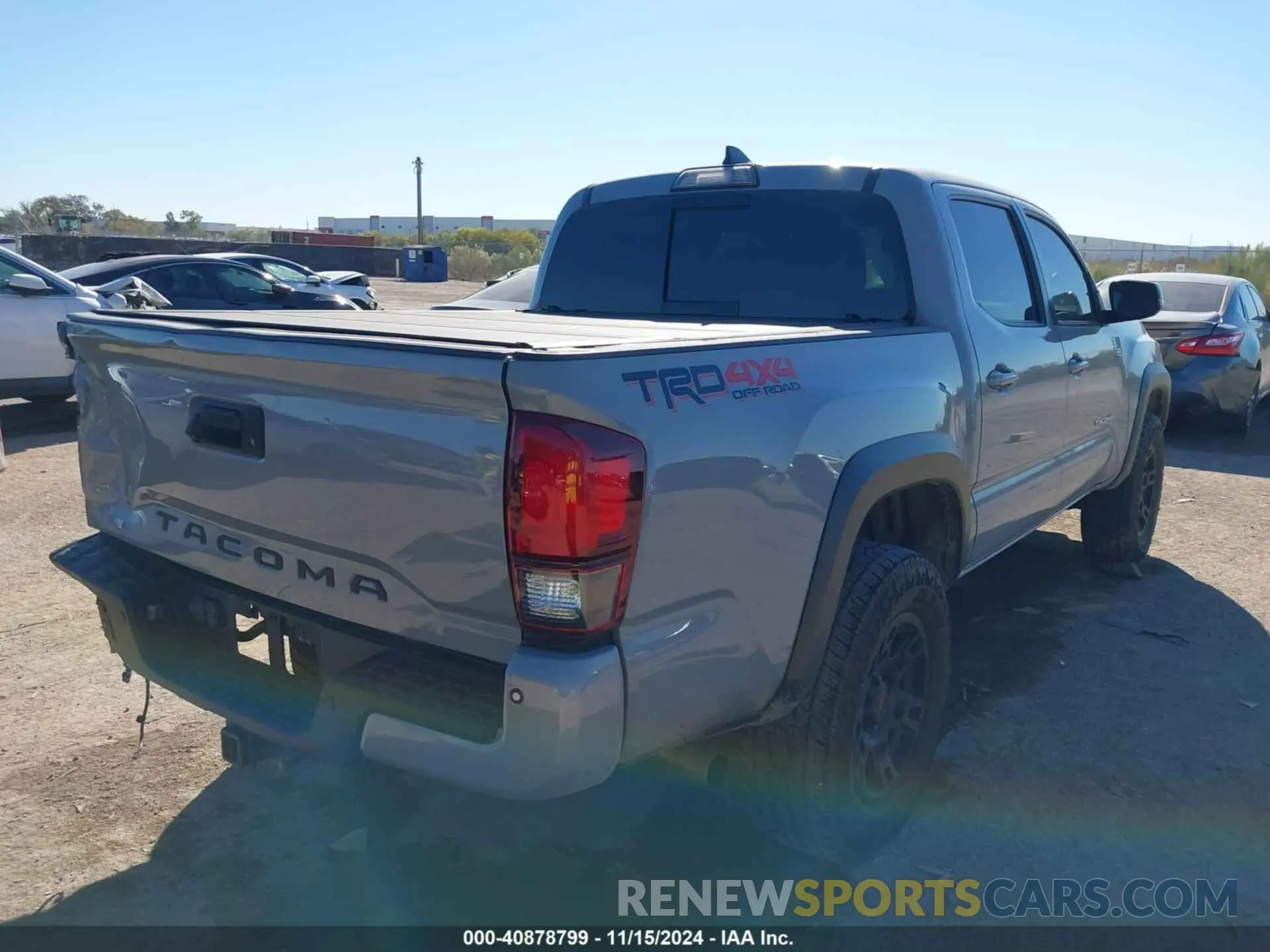 4 Photograph of a damaged car 3TMCZ5AN5KM236556 TOYOTA TACOMA 2019