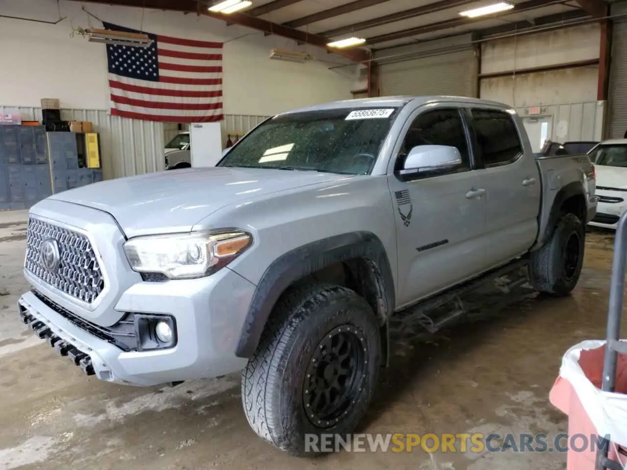 1 Photograph of a damaged car 3TMCZ5AN5KM237724 TOYOTA TACOMA 2019