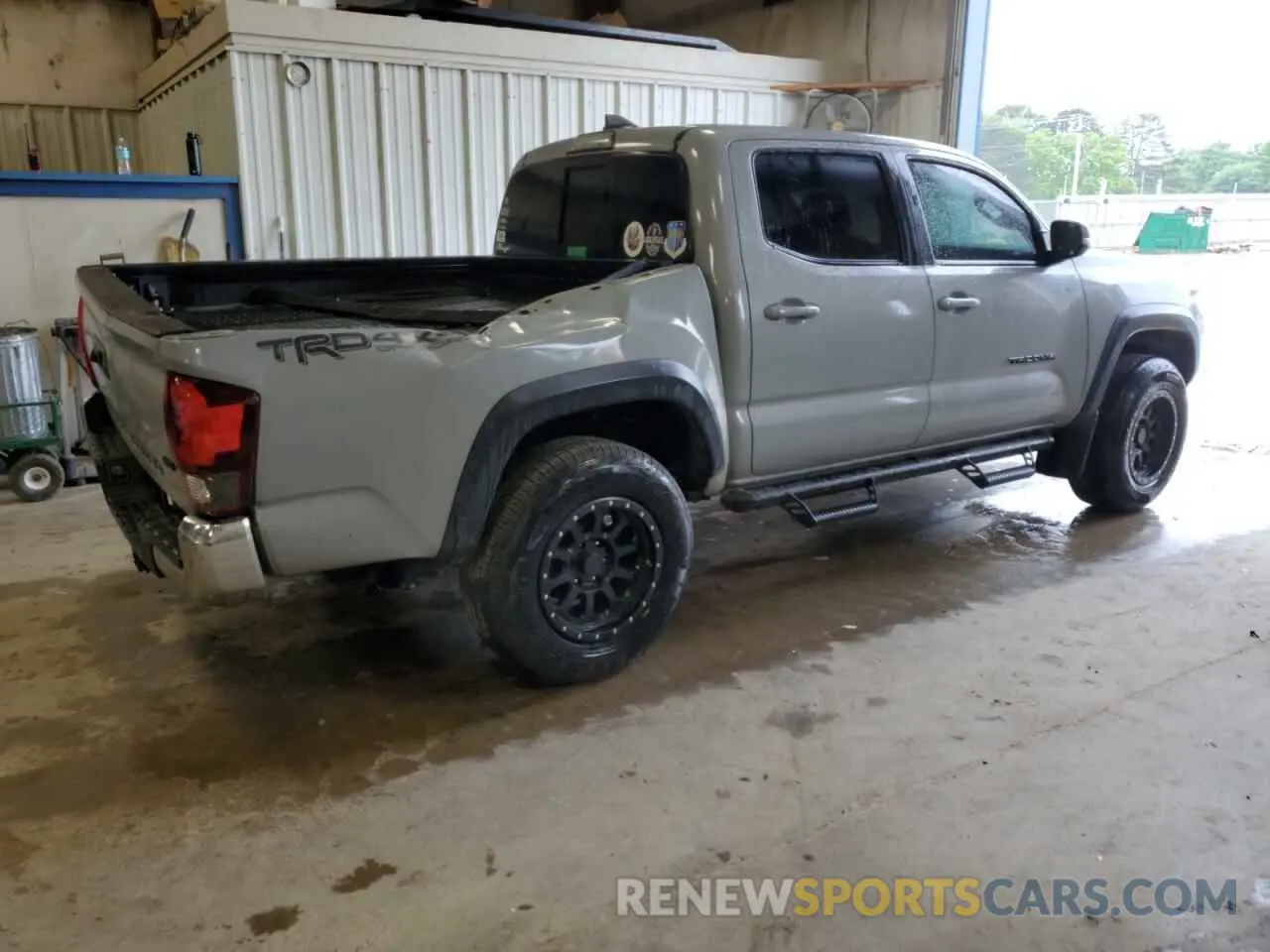 3 Photograph of a damaged car 3TMCZ5AN5KM237724 TOYOTA TACOMA 2019