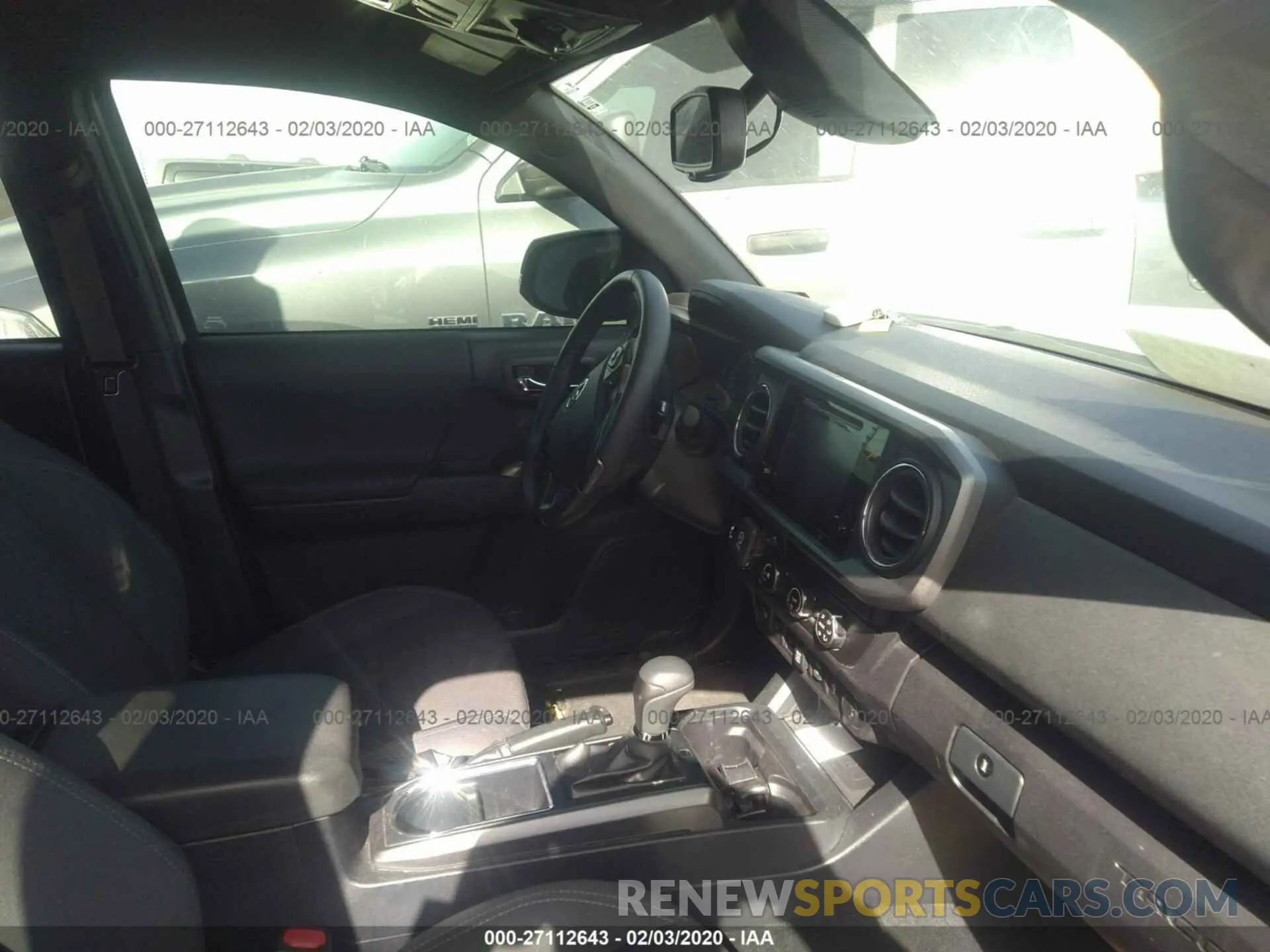 5 Photograph of a damaged car 3TMCZ5AN5KM239358 TOYOTA TACOMA 2019