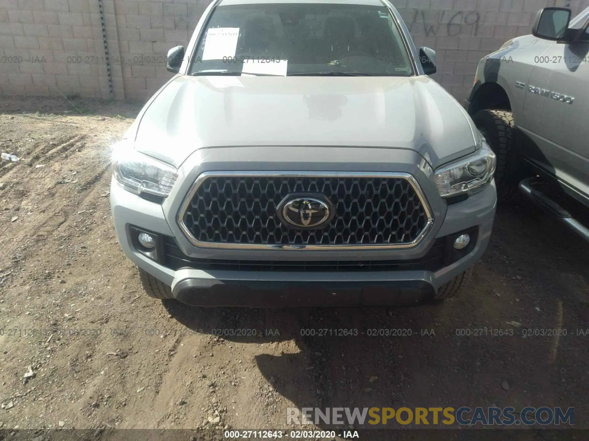6 Photograph of a damaged car 3TMCZ5AN5KM239358 TOYOTA TACOMA 2019