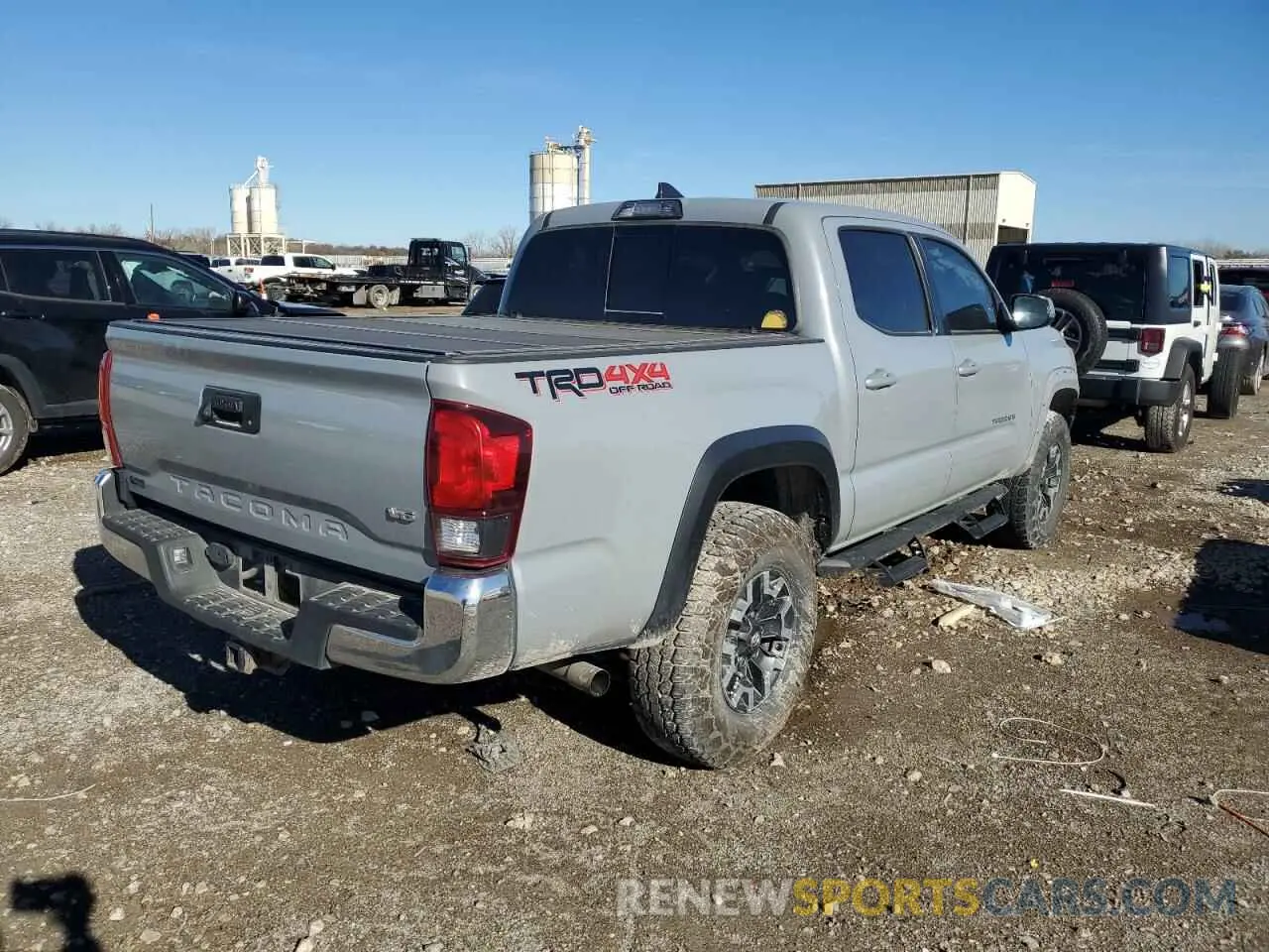 3 Photograph of a damaged car 3TMCZ5AN5KM248769 TOYOTA TACOMA 2019