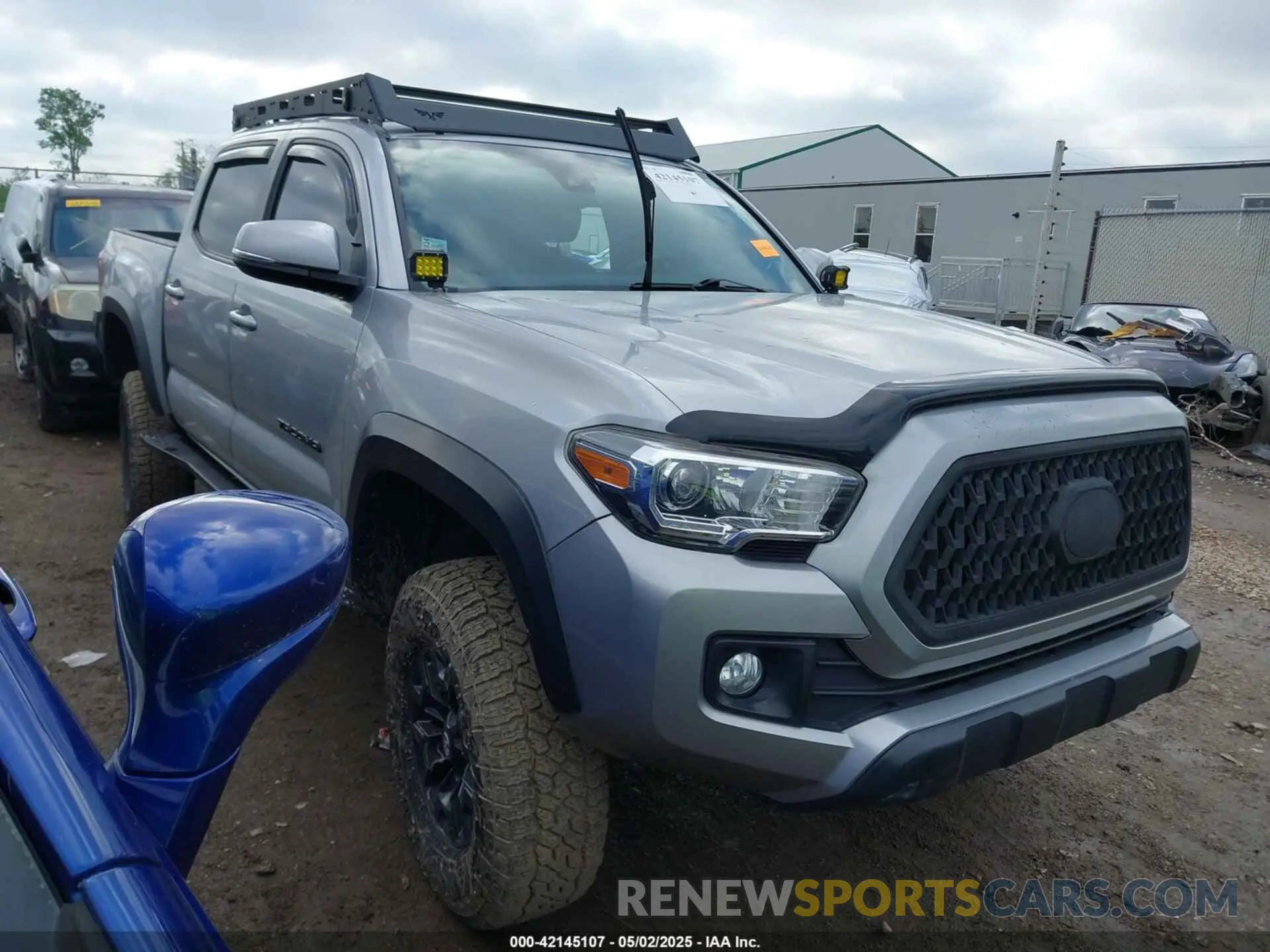 1 Photograph of a damaged car 3TMCZ5AN5KM261196 TOYOTA TACOMA 2019