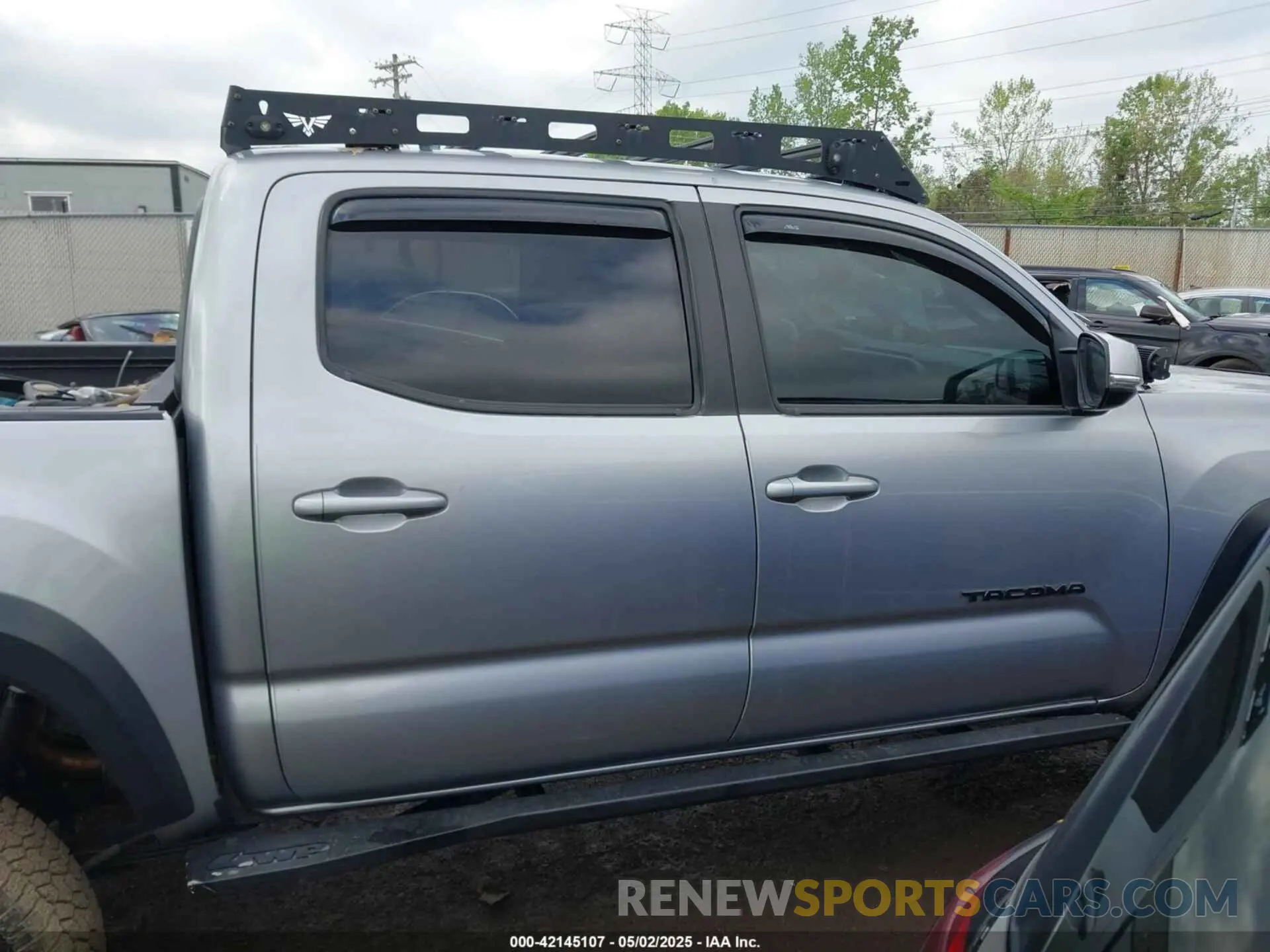 14 Photograph of a damaged car 3TMCZ5AN5KM261196 TOYOTA TACOMA 2019