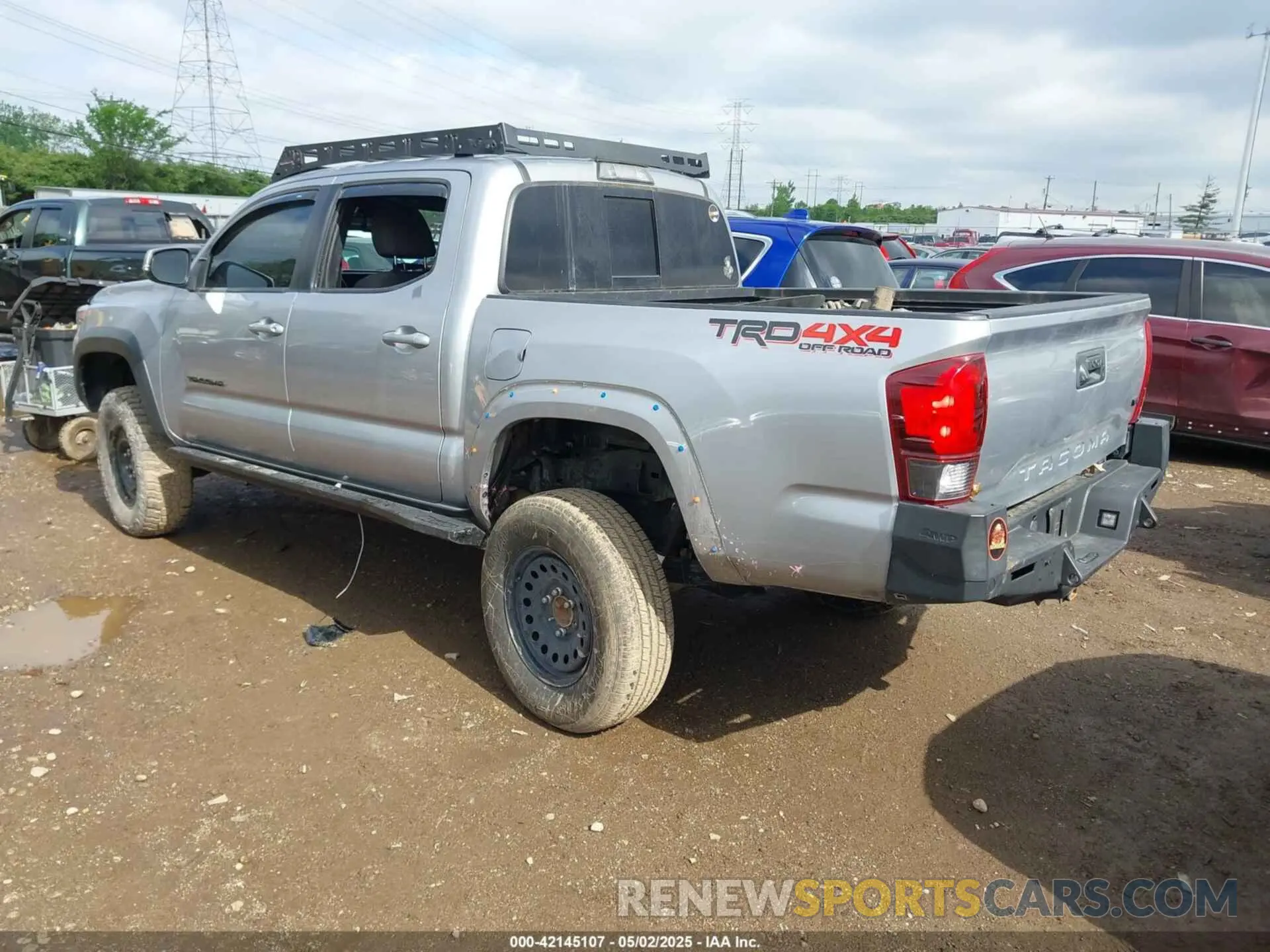 3 Photograph of a damaged car 3TMCZ5AN5KM261196 TOYOTA TACOMA 2019