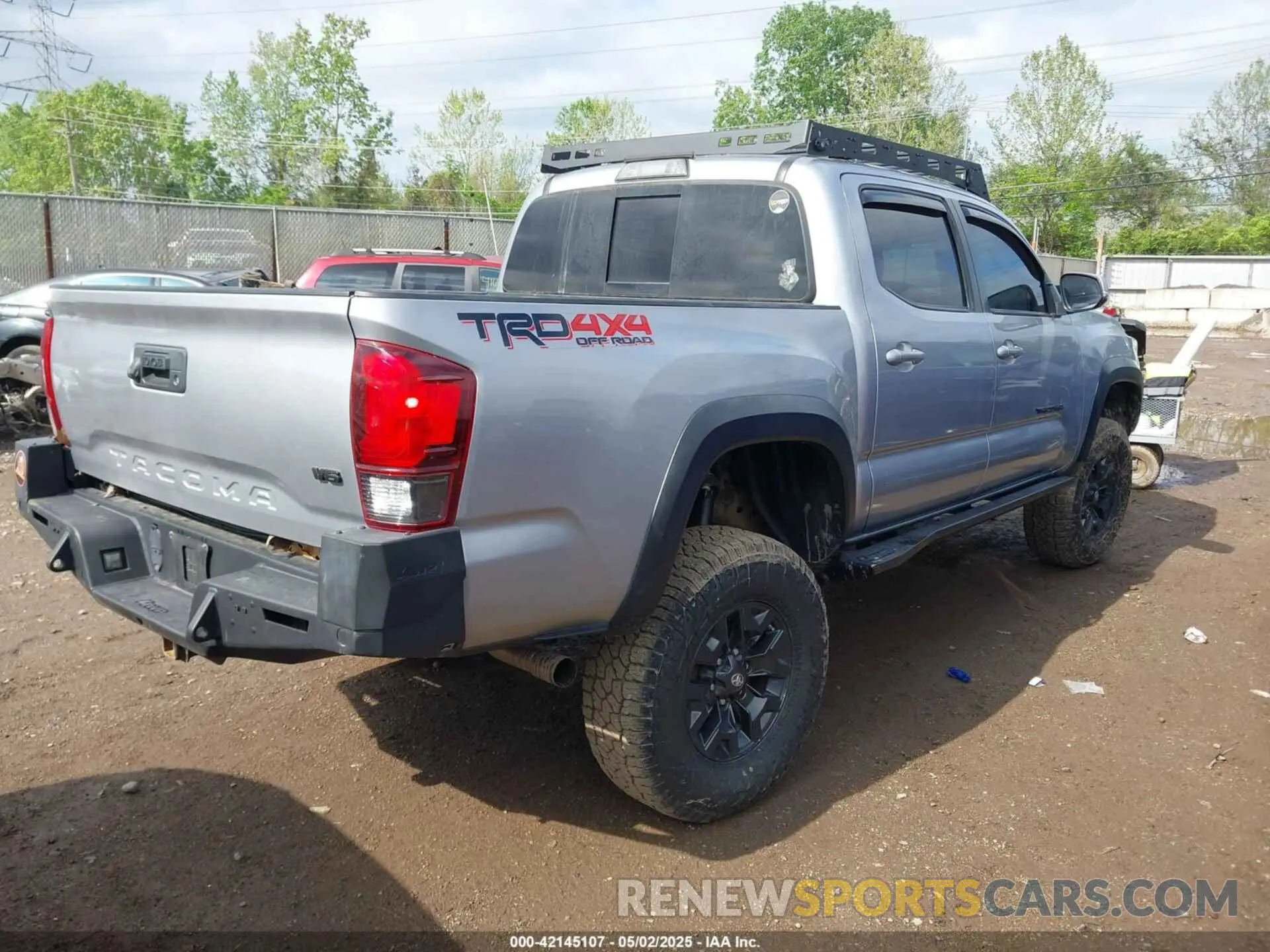4 Photograph of a damaged car 3TMCZ5AN5KM261196 TOYOTA TACOMA 2019
