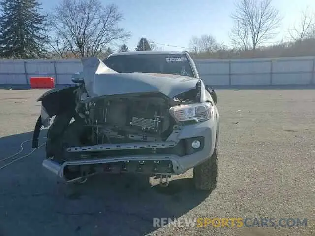 10 Photograph of a damaged car 3TMCZ5AN5KM264597 TOYOTA TACOMA 2019