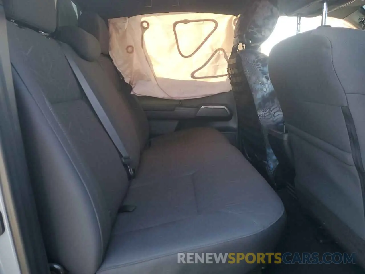 11 Photograph of a damaged car 3TMCZ5AN5KM264597 TOYOTA TACOMA 2019