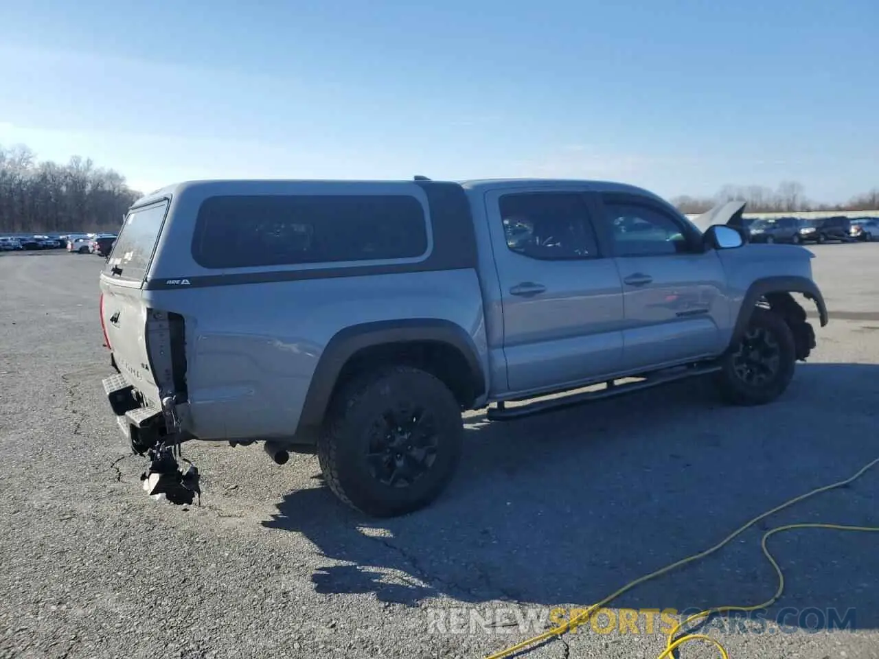 3 Photograph of a damaged car 3TMCZ5AN5KM264597 TOYOTA TACOMA 2019