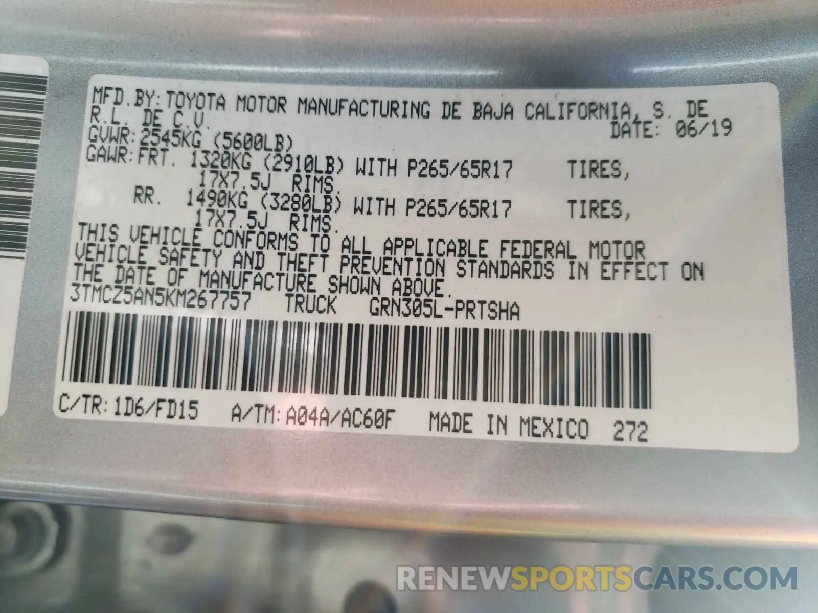 10 Photograph of a damaged car 3TMCZ5AN5KM267757 TOYOTA TACOMA 2019