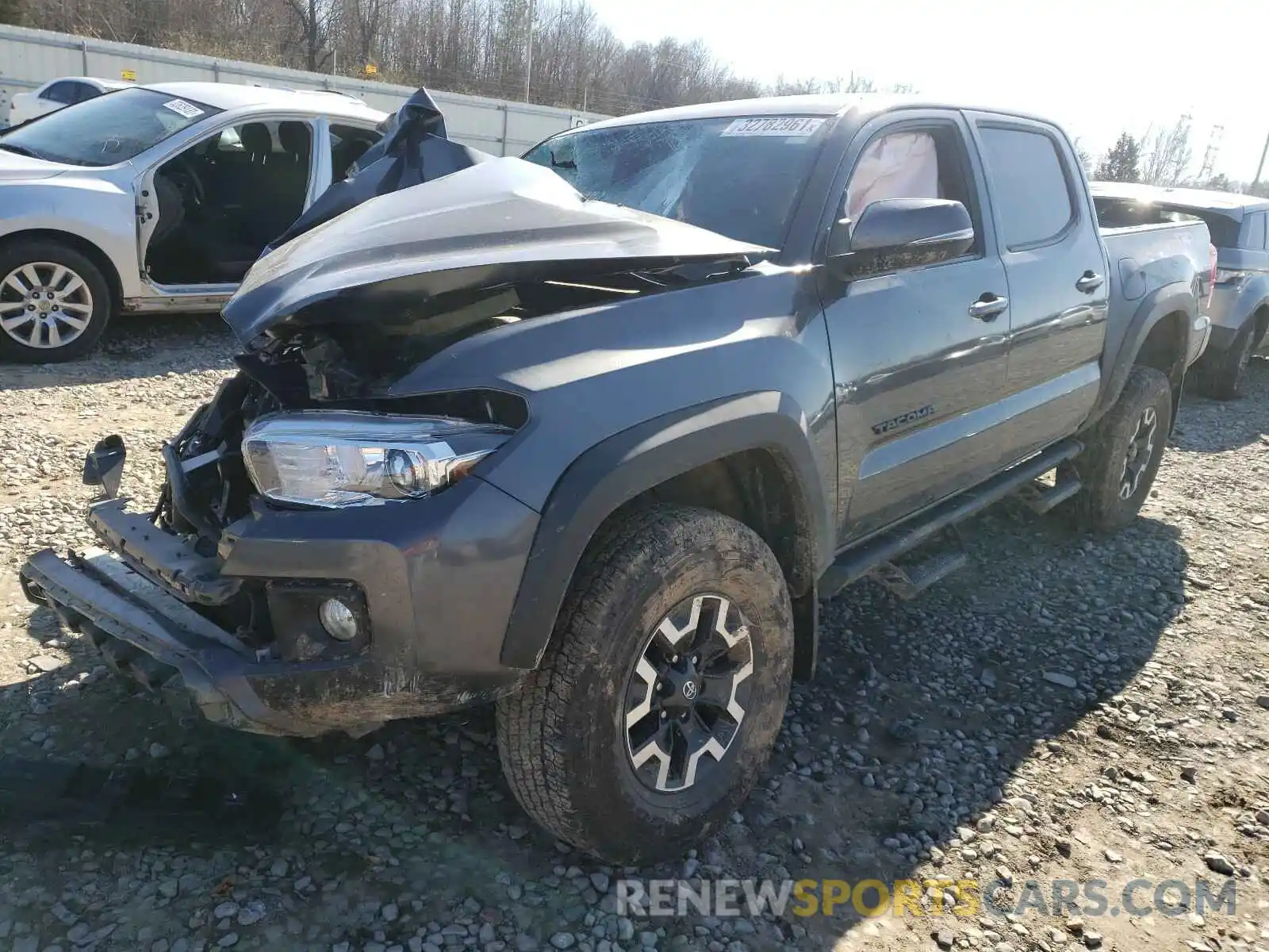 2 Photograph of a damaged car 3TMCZ5AN5KM269640 TOYOTA TACOMA 2019