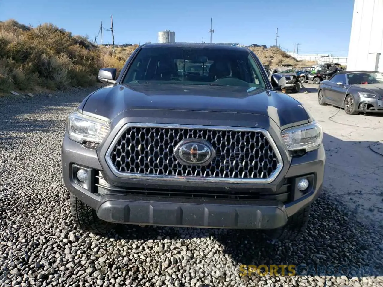 5 Photograph of a damaged car 3TMCZ5AN5KM287975 TOYOTA TACOMA 2019