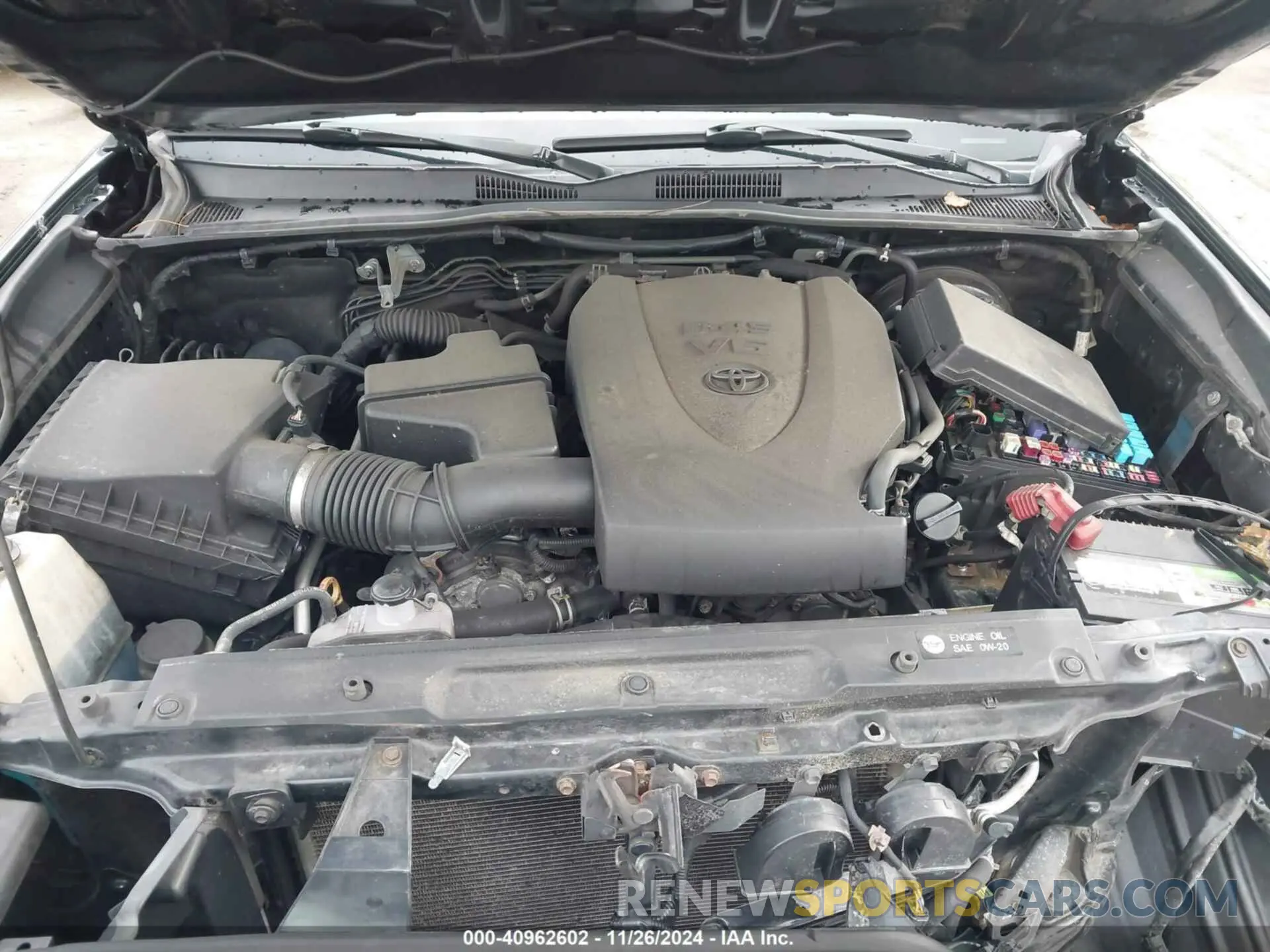 10 Photograph of a damaged car 3TMCZ5AN6KM203517 TOYOTA TACOMA 2019