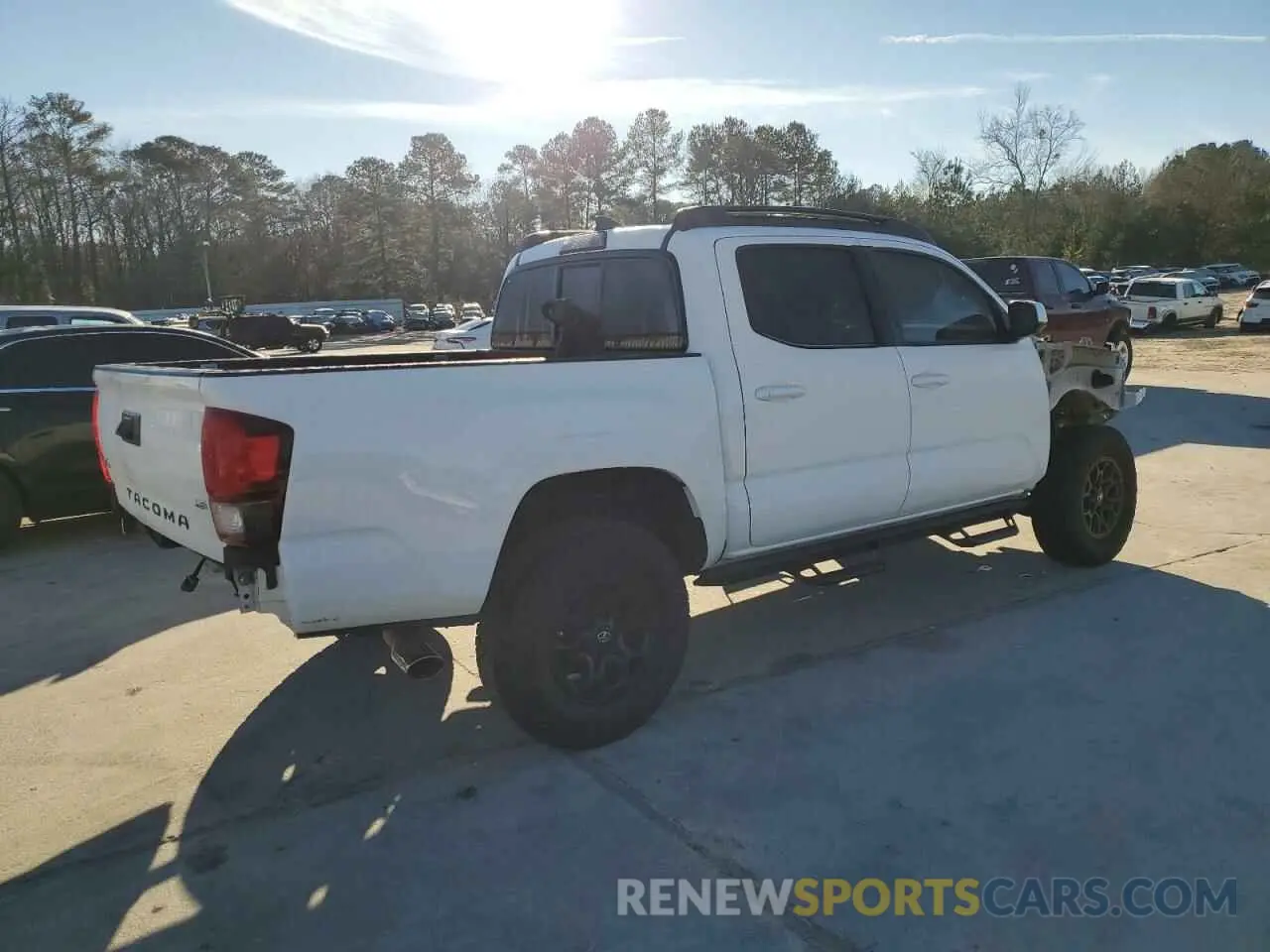 3 Photograph of a damaged car 3TMCZ5AN6KM204330 TOYOTA TACOMA 2019