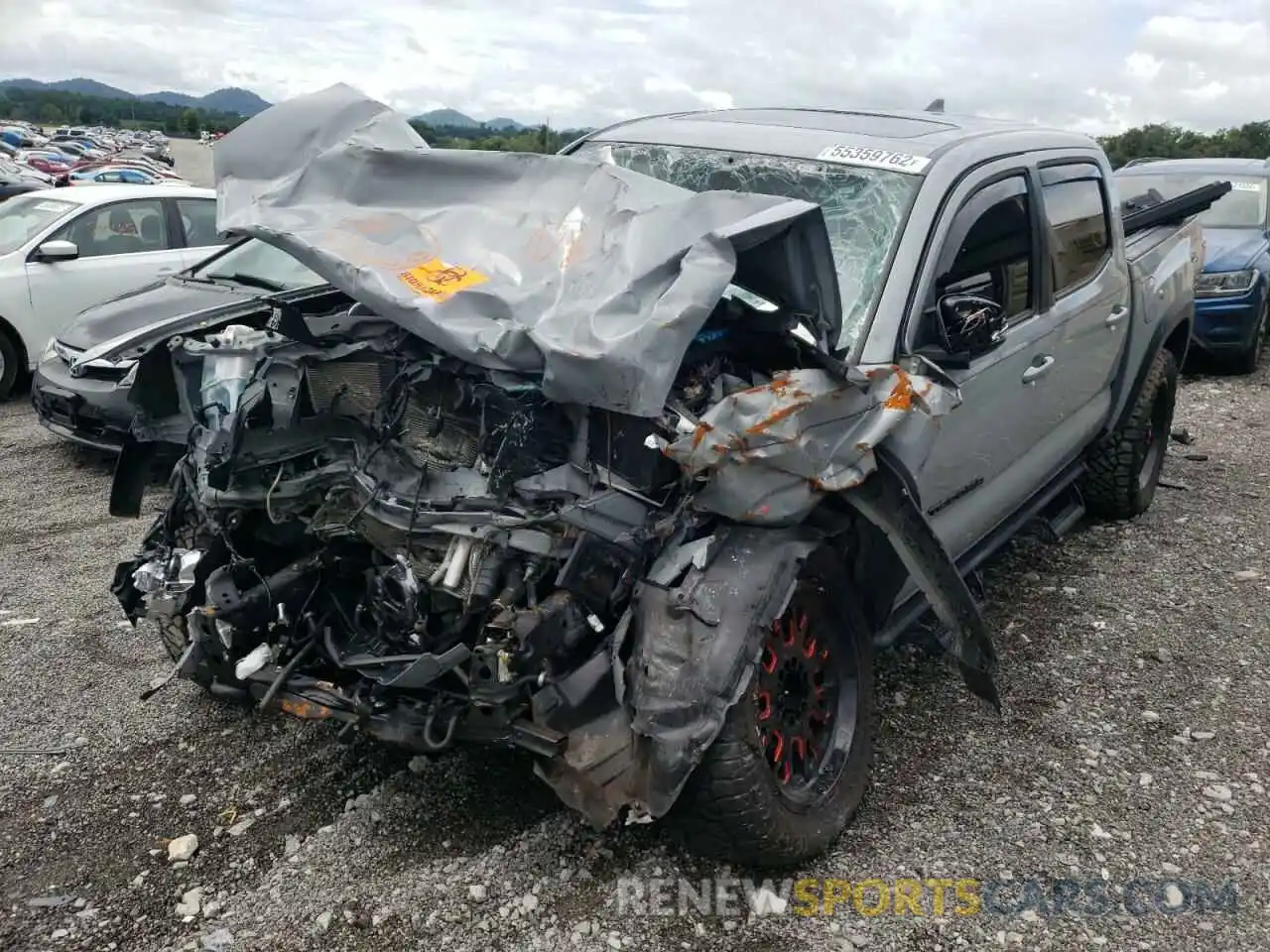 9 Photograph of a damaged car 3TMCZ5AN6KM213982 TOYOTA TACOMA 2019