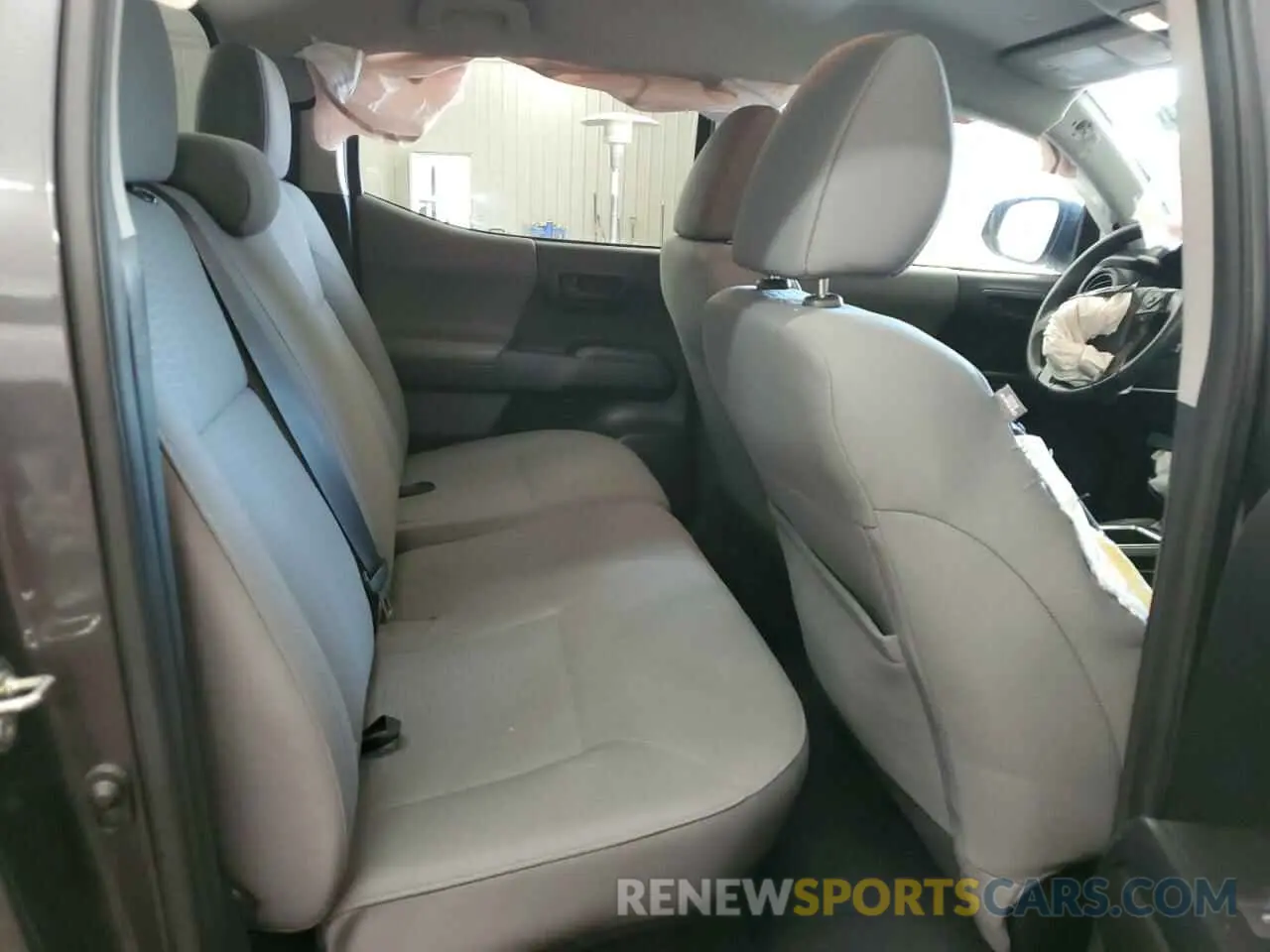 11 Photograph of a damaged car 3TMCZ5AN6KM220639 TOYOTA TACOMA 2019